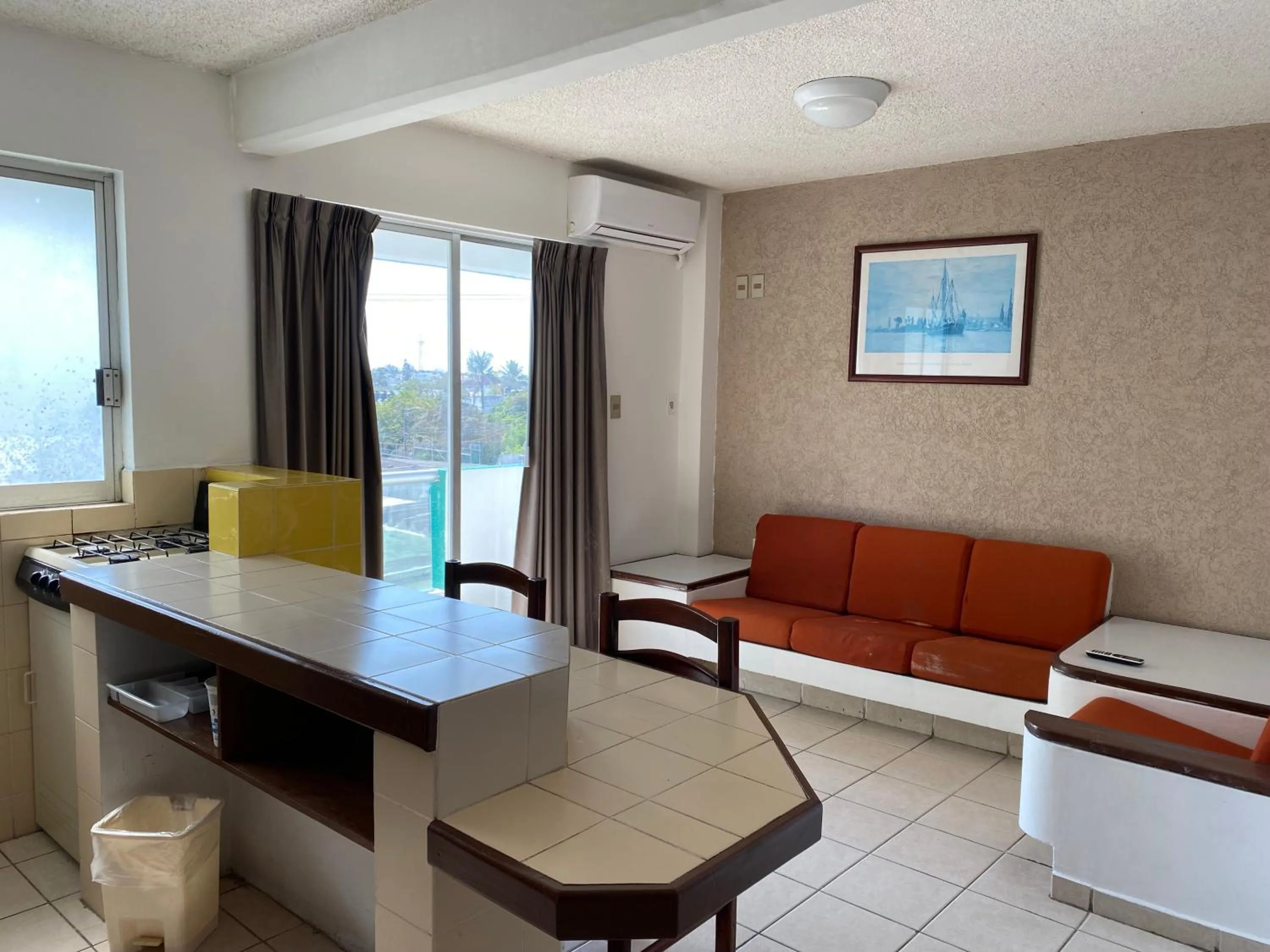 Living room in Hotel Suites Regina