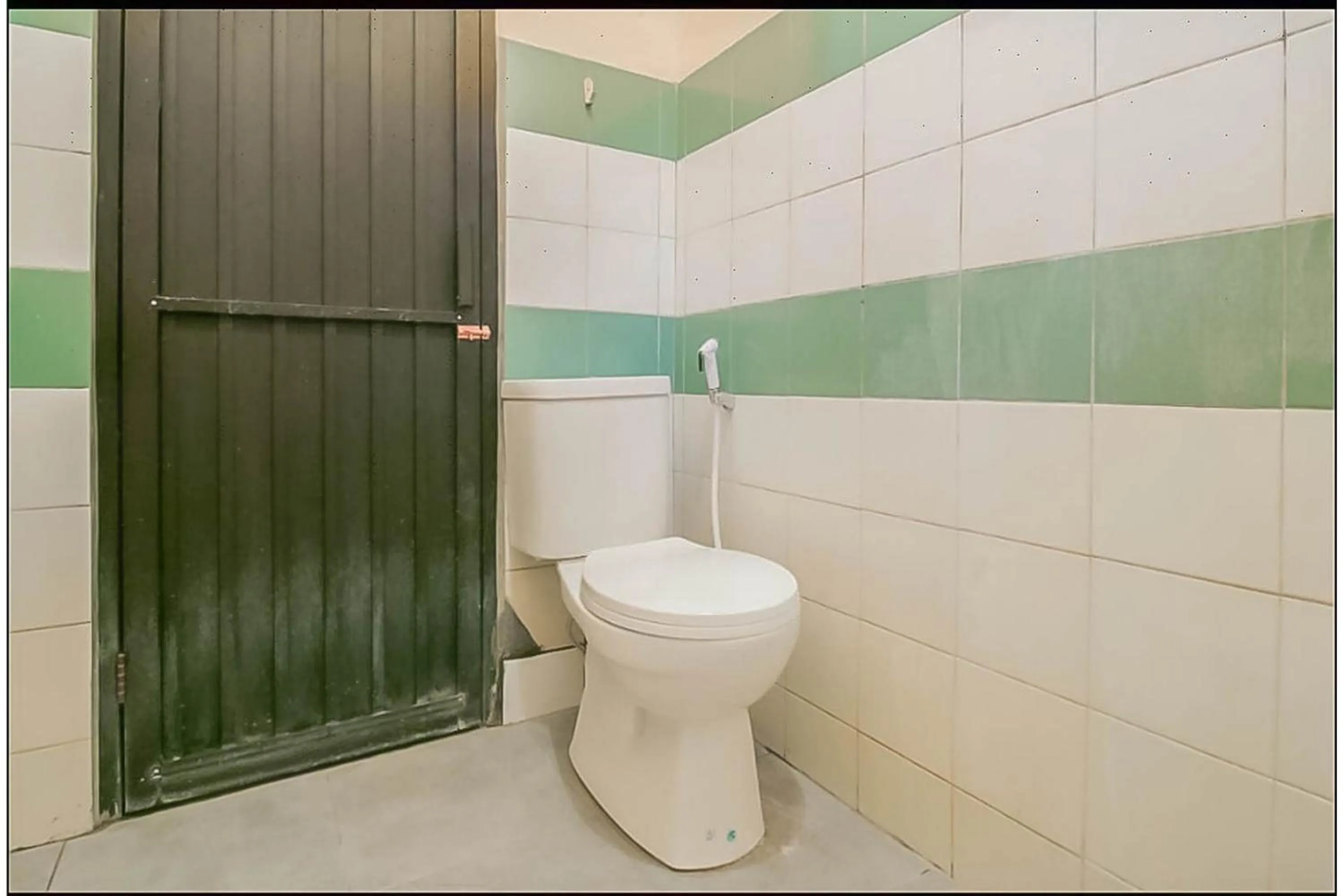 RedDoorz @ Pantai Pelabuhan Ratu 2