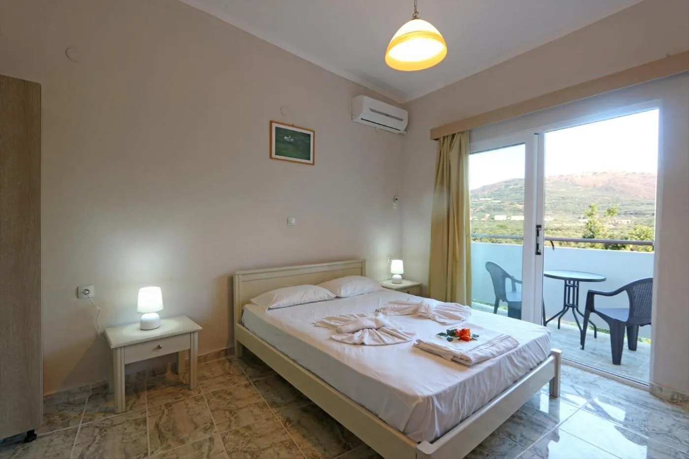 Bedroom, Bed in Regina Hotel