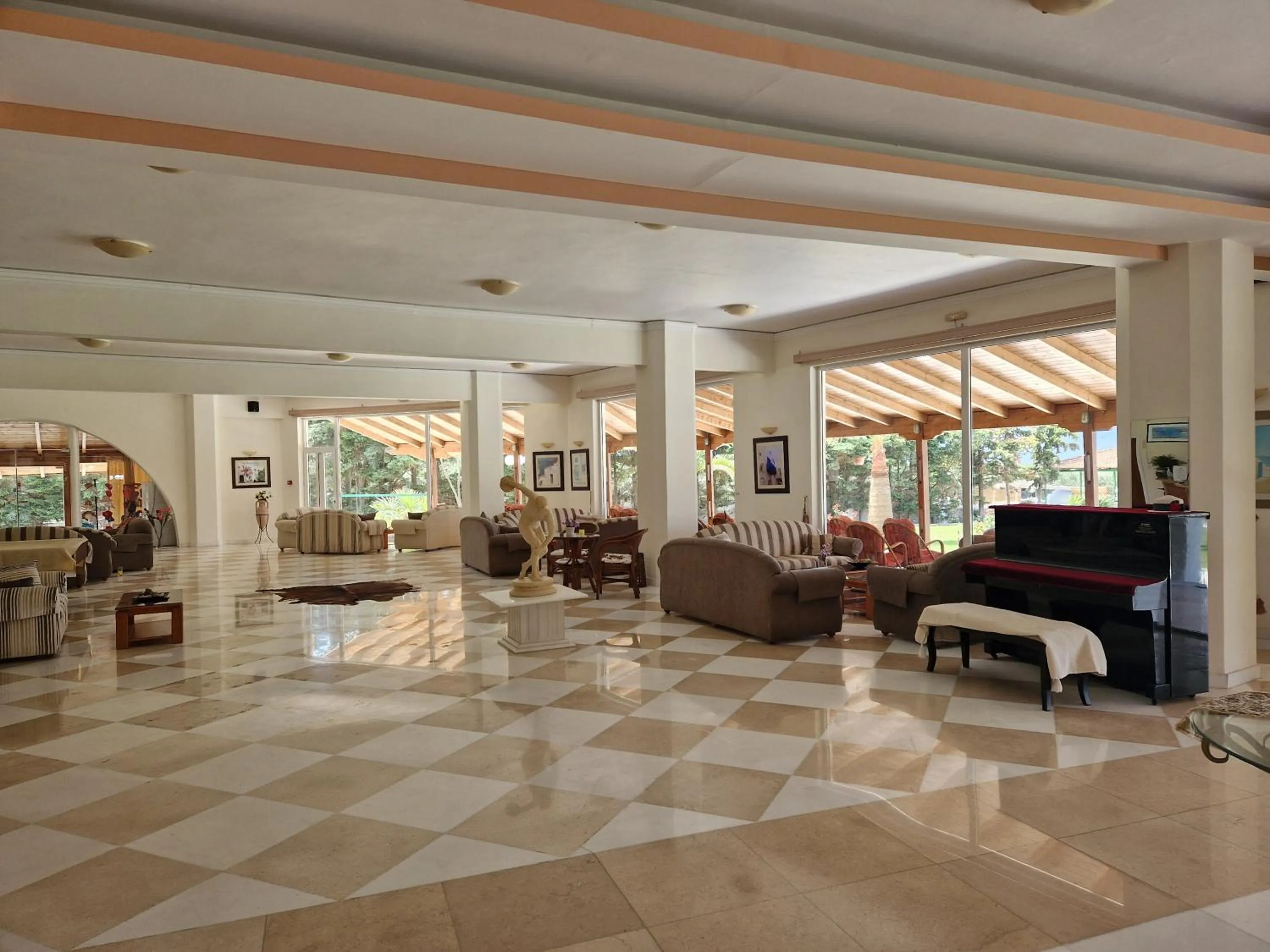 Living room in Regina Hotel