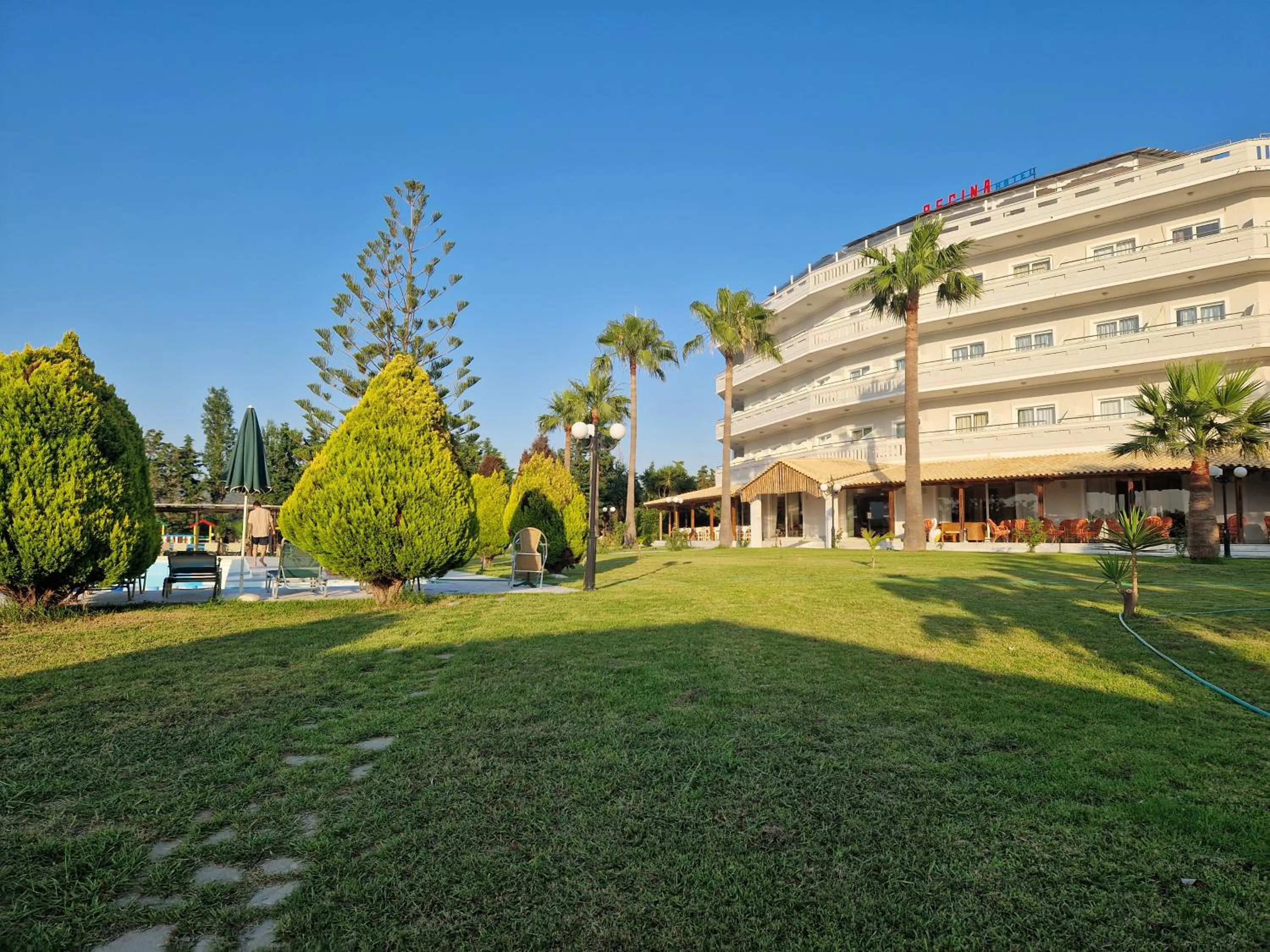 Garden view in Regina Hotel