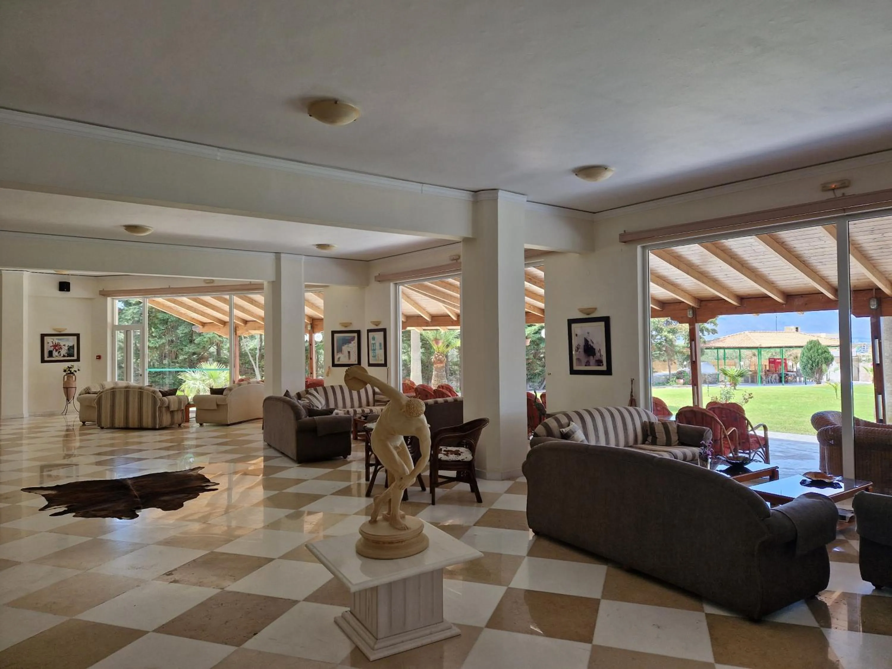 Living room in Regina Hotel