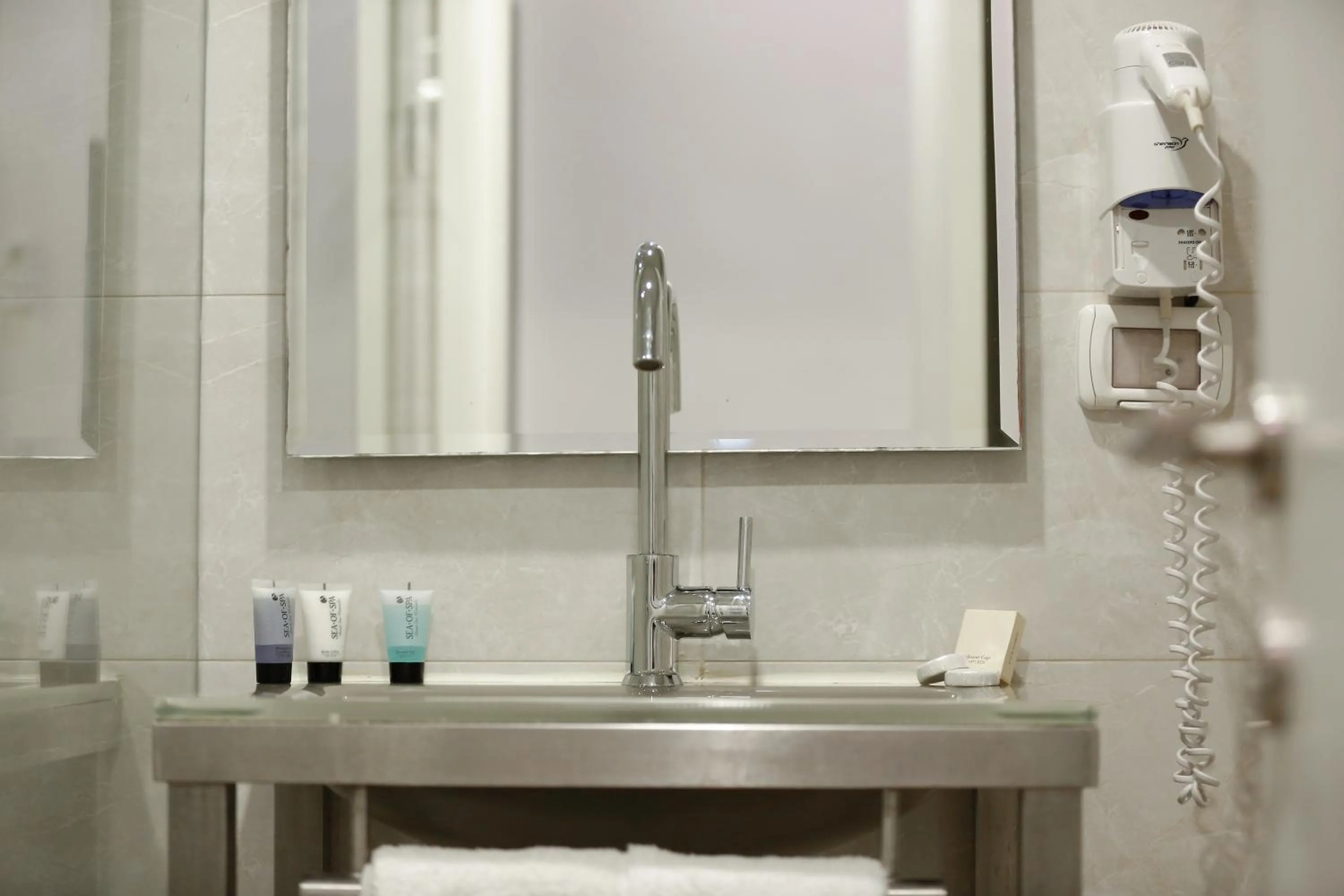 Bathroom in Shamai Suites Jerusalem