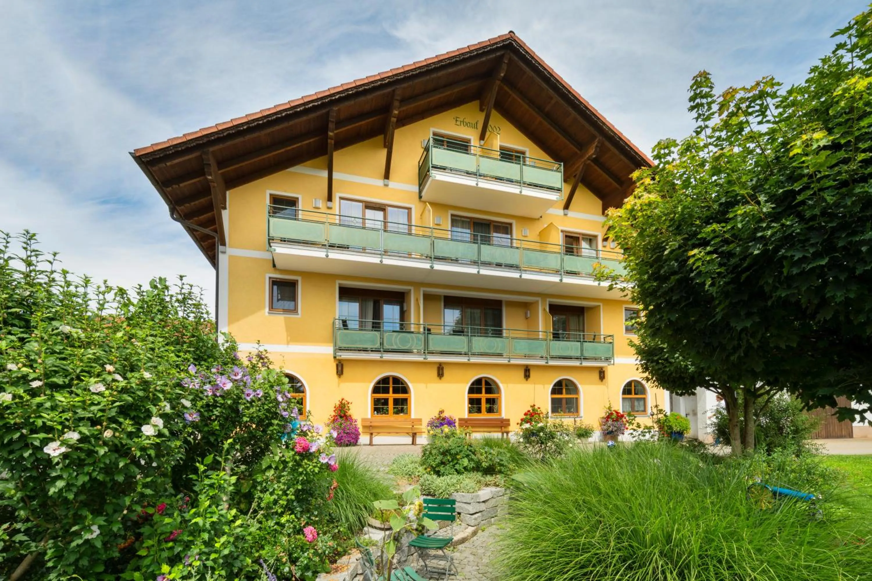 Property building in Hotel Preishof