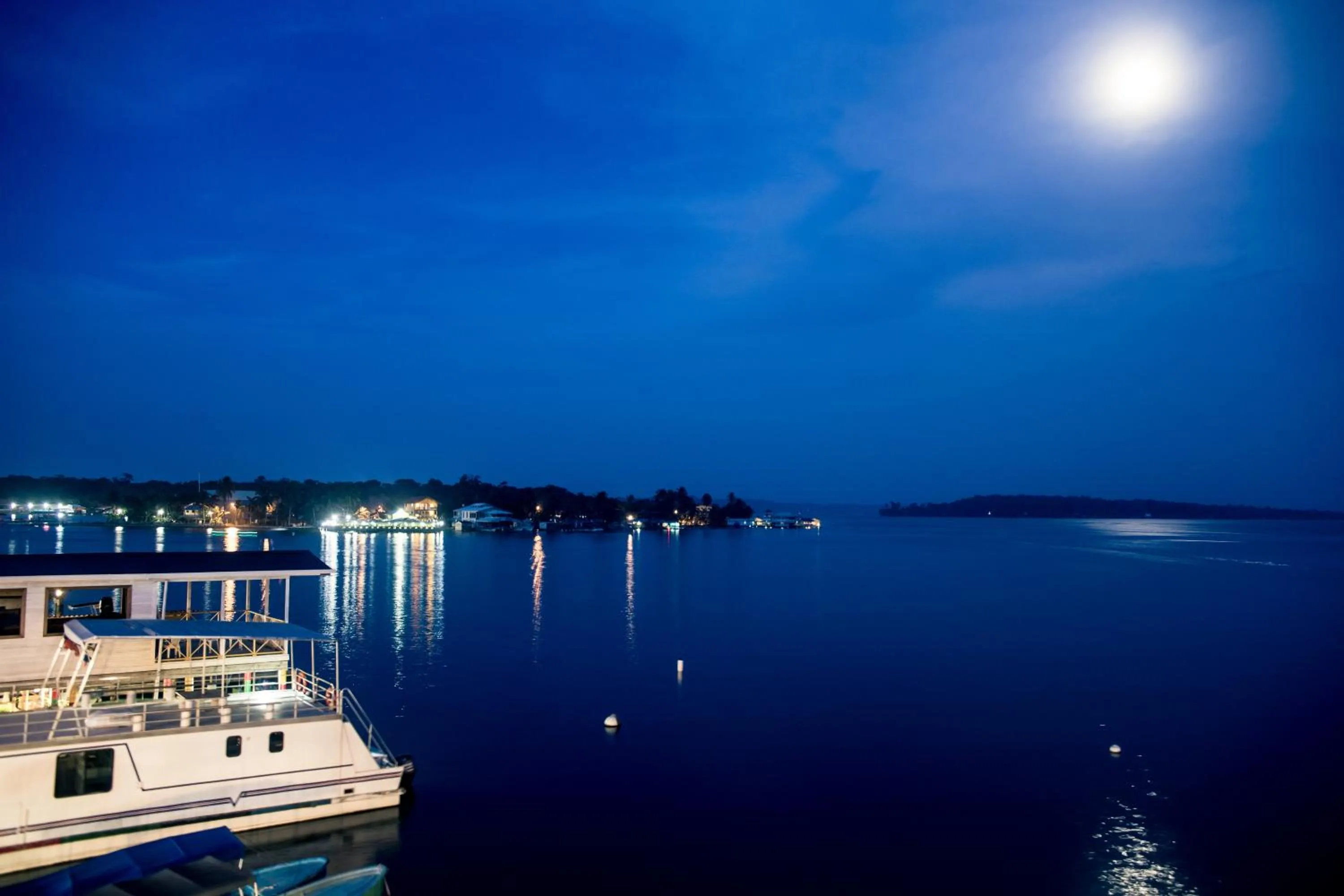 Night in Hotel Bocas del Toro