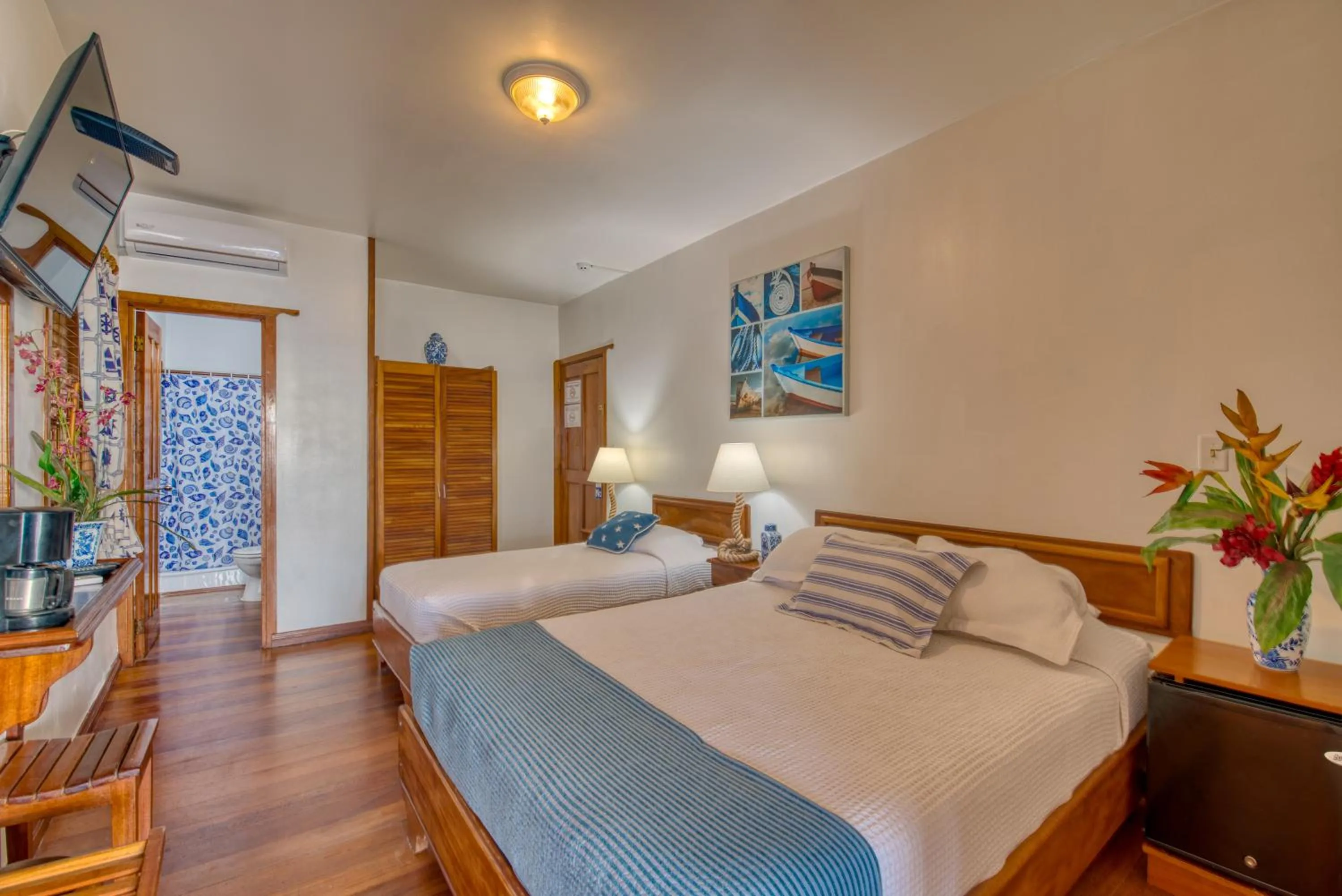 Photo of the whole room, Bed in Hotel Bocas del Toro