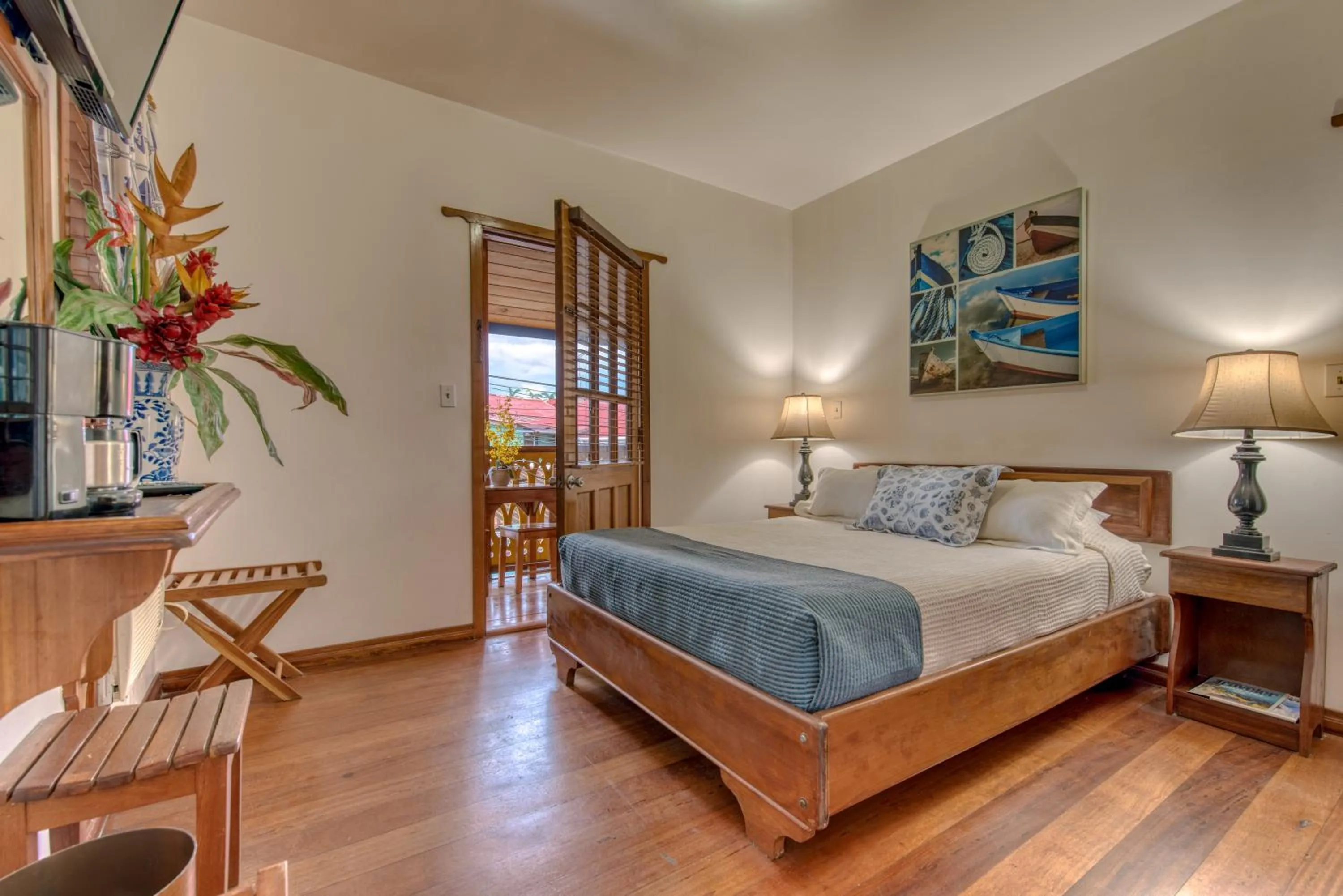 Photo of the whole room, Bed in Hotel Bocas del Toro