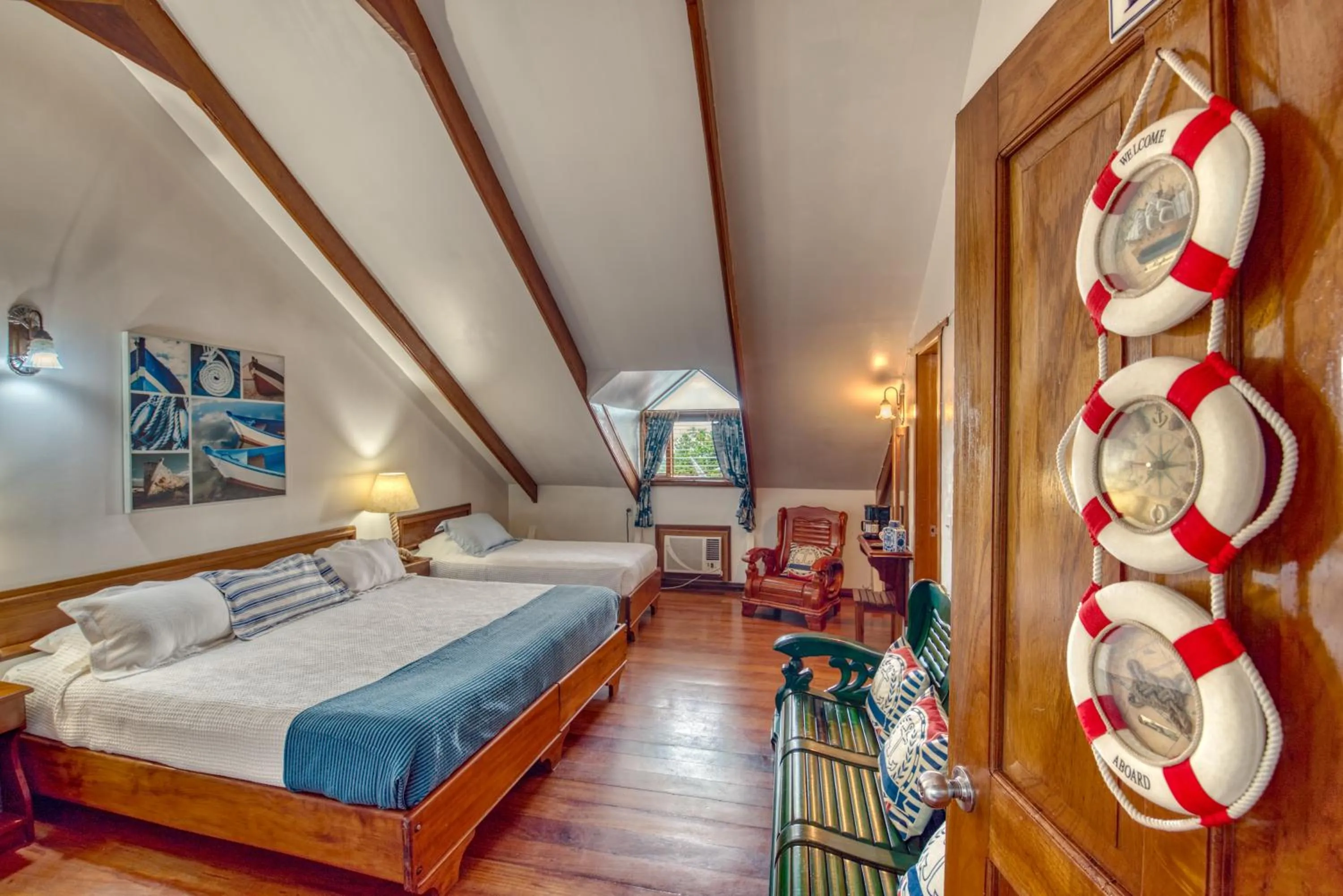 Photo of the whole room, Bed in Hotel Bocas del Toro