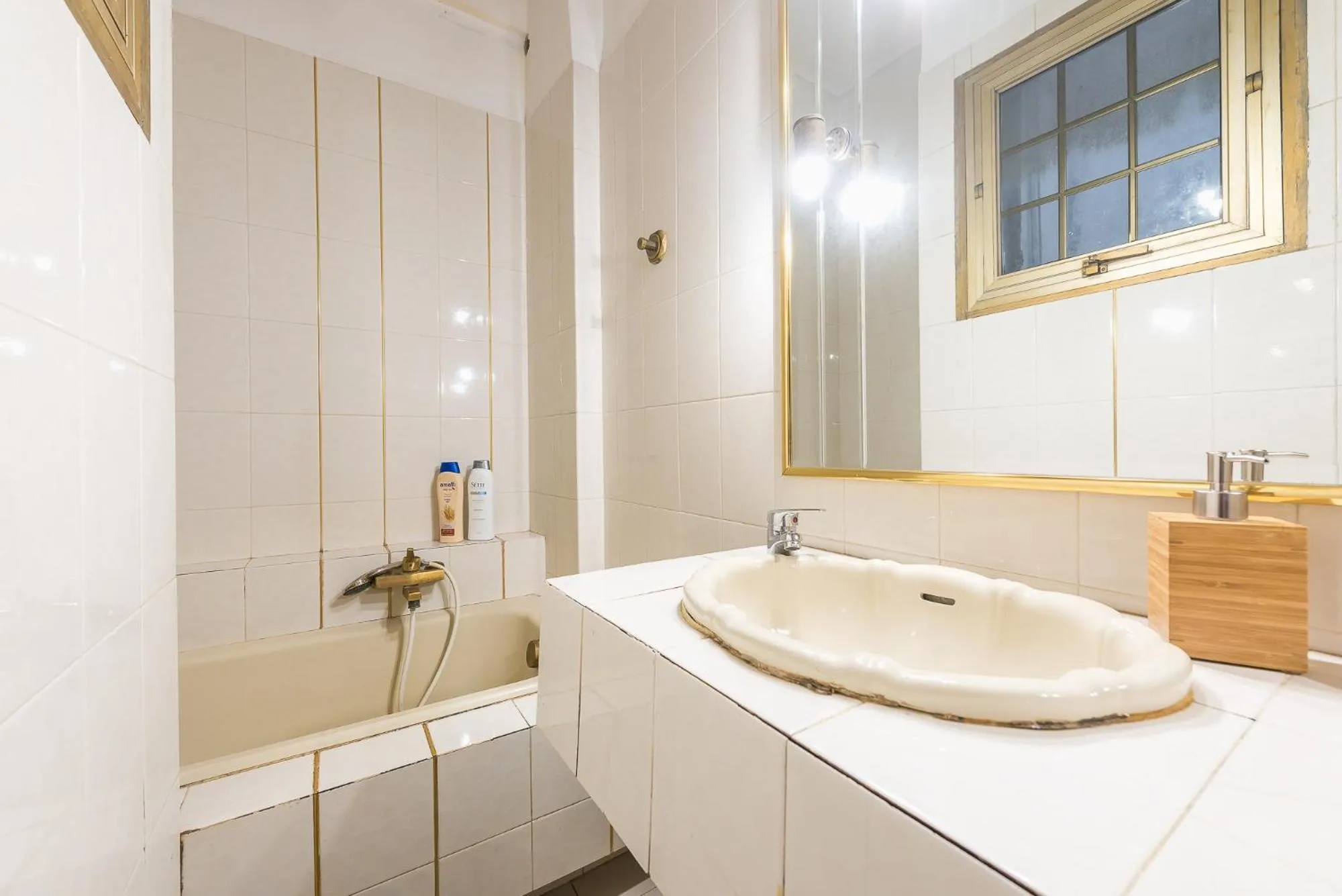 Victoria Capitan Apartments