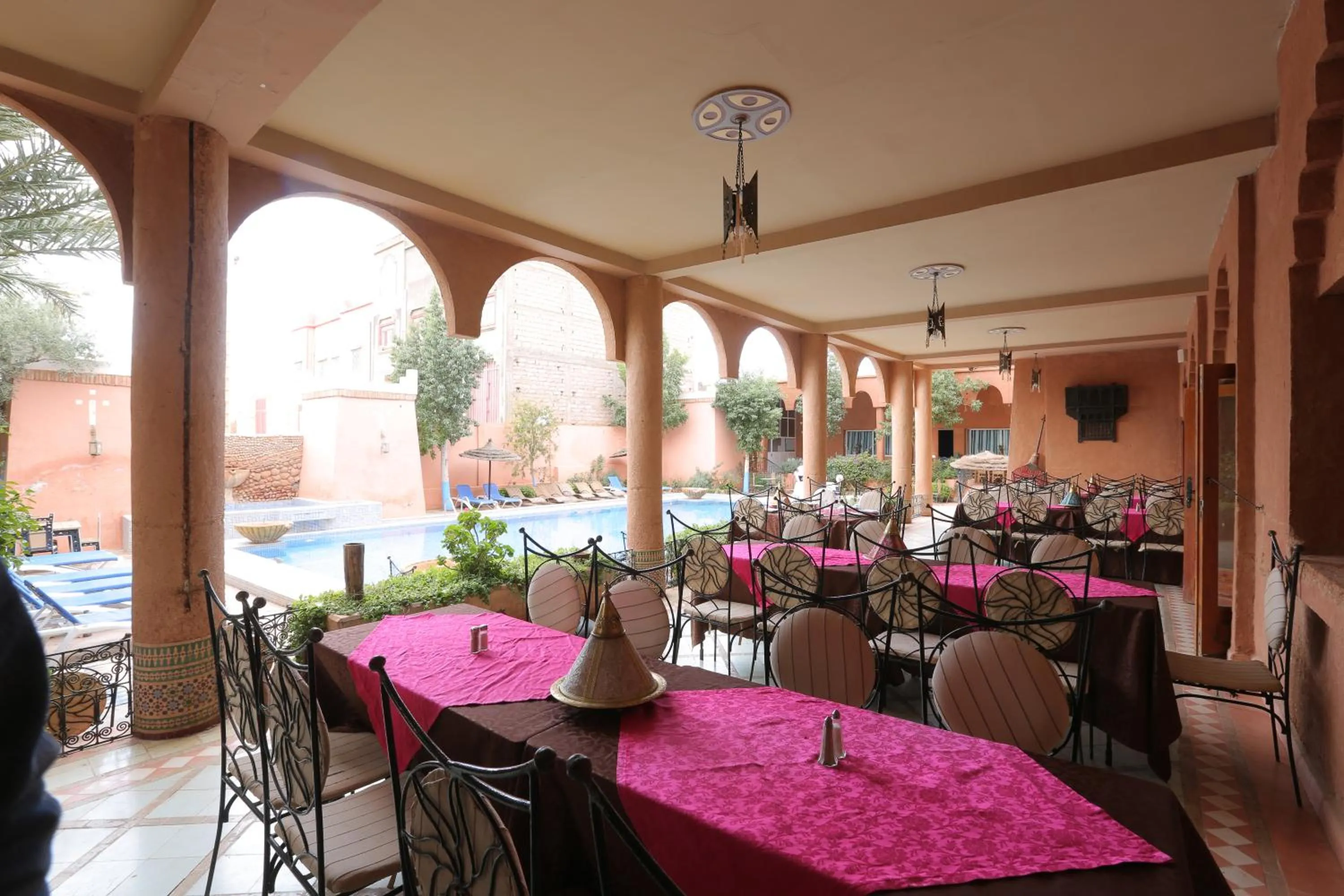 Restaurant/places to eat in Hotel Kasbah Lamrani
