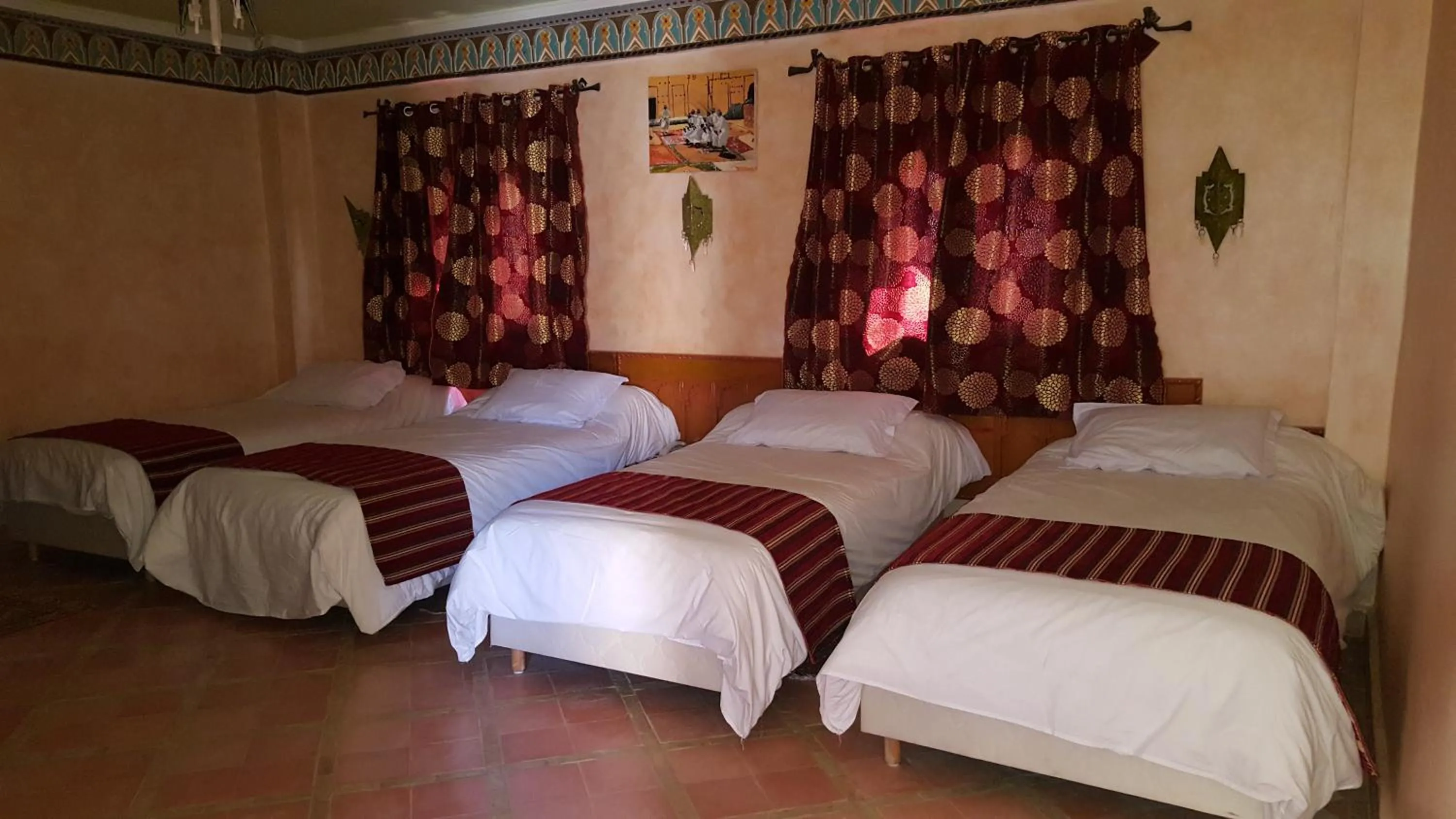 Bed in Hotel Kasbah Lamrani