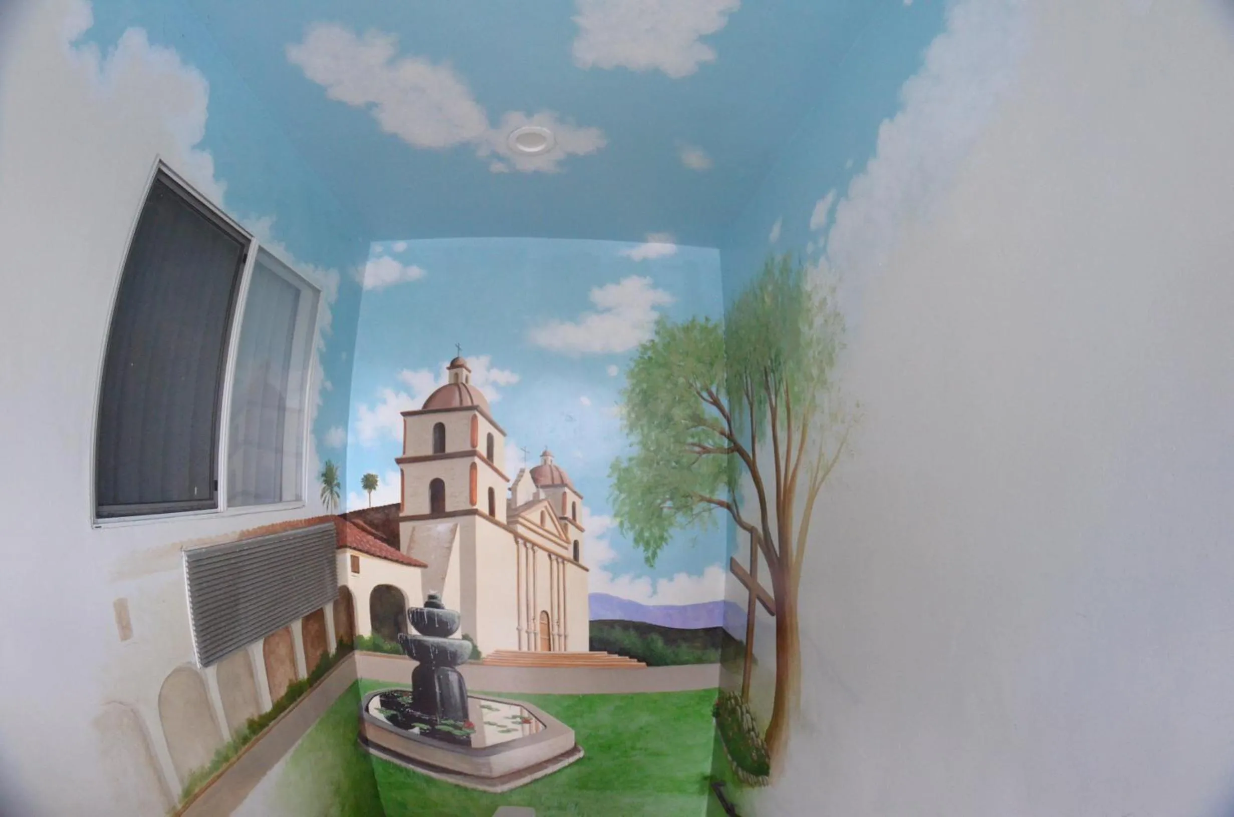 Decorative detail in Sunset Motel