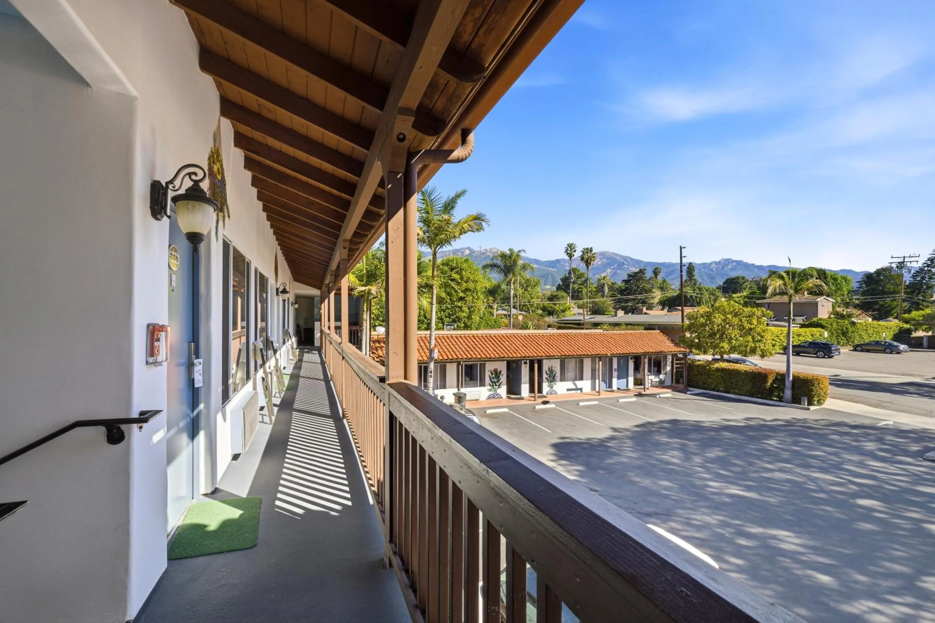 Property building in Sunset Motel