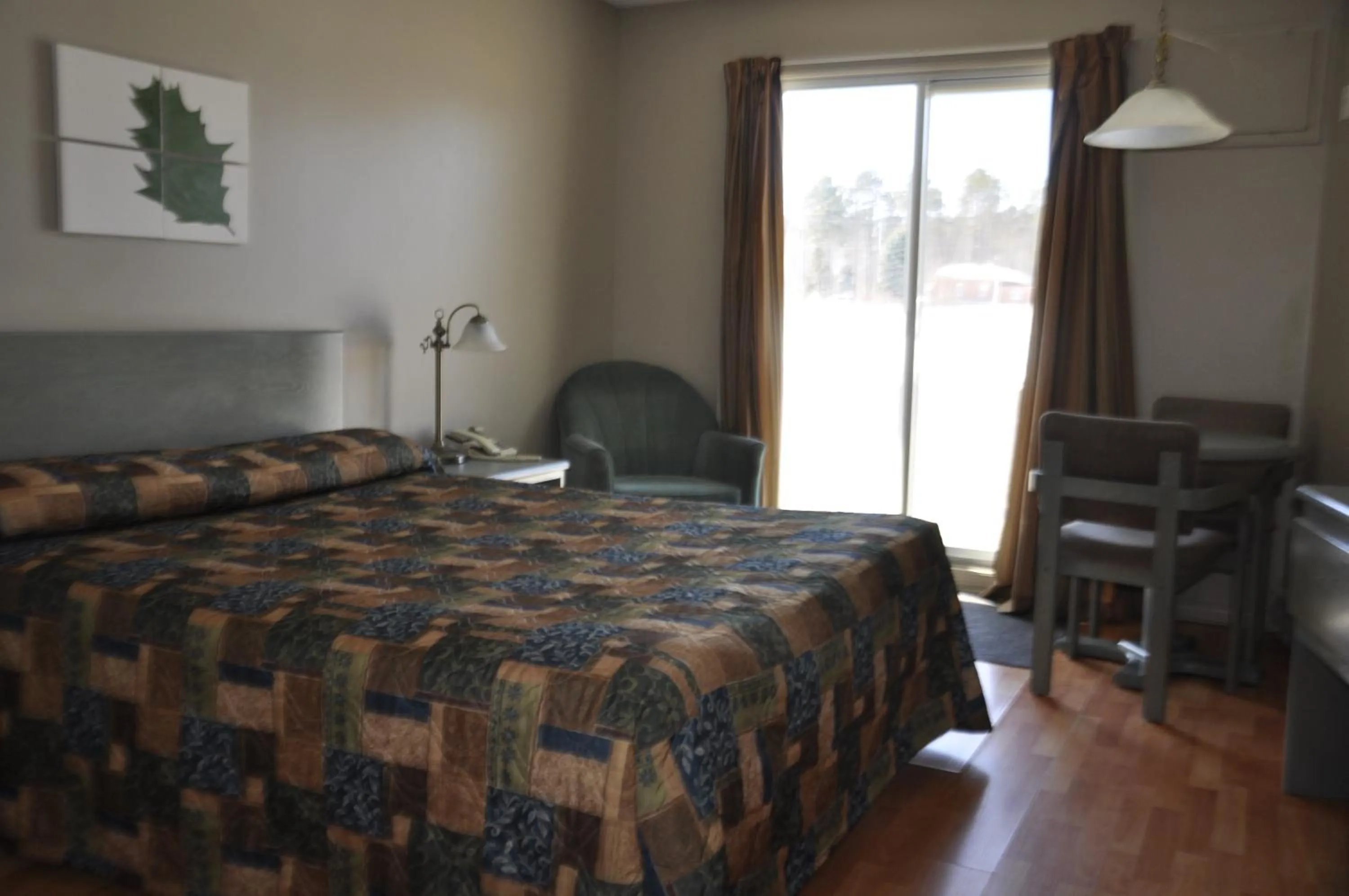 Bedroom, Bed in Motel les Pignons Verts