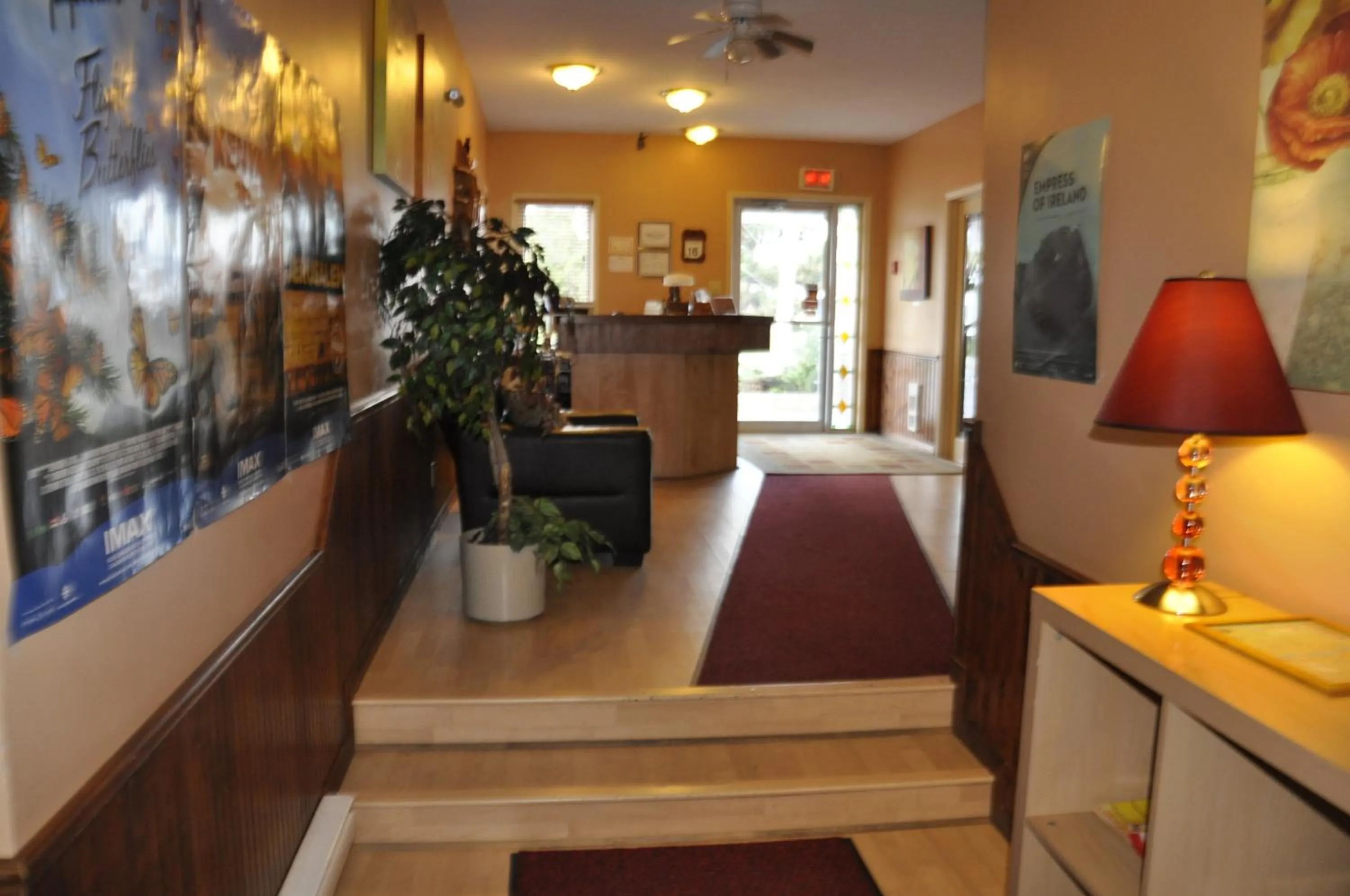 Lobby or reception in Motel les Pignons Verts