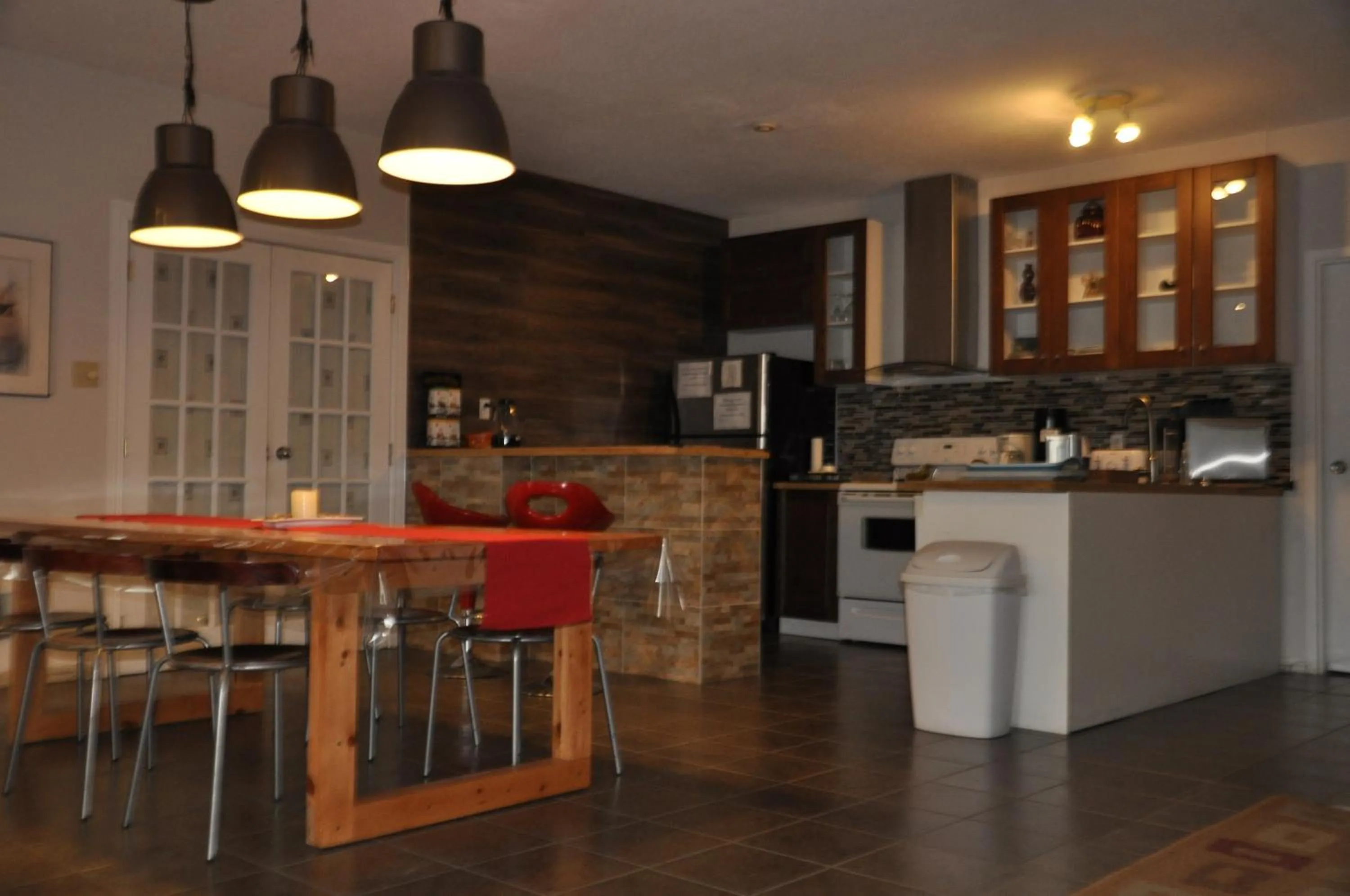 Kitchen or kitchenette in Motel les Pignons Verts