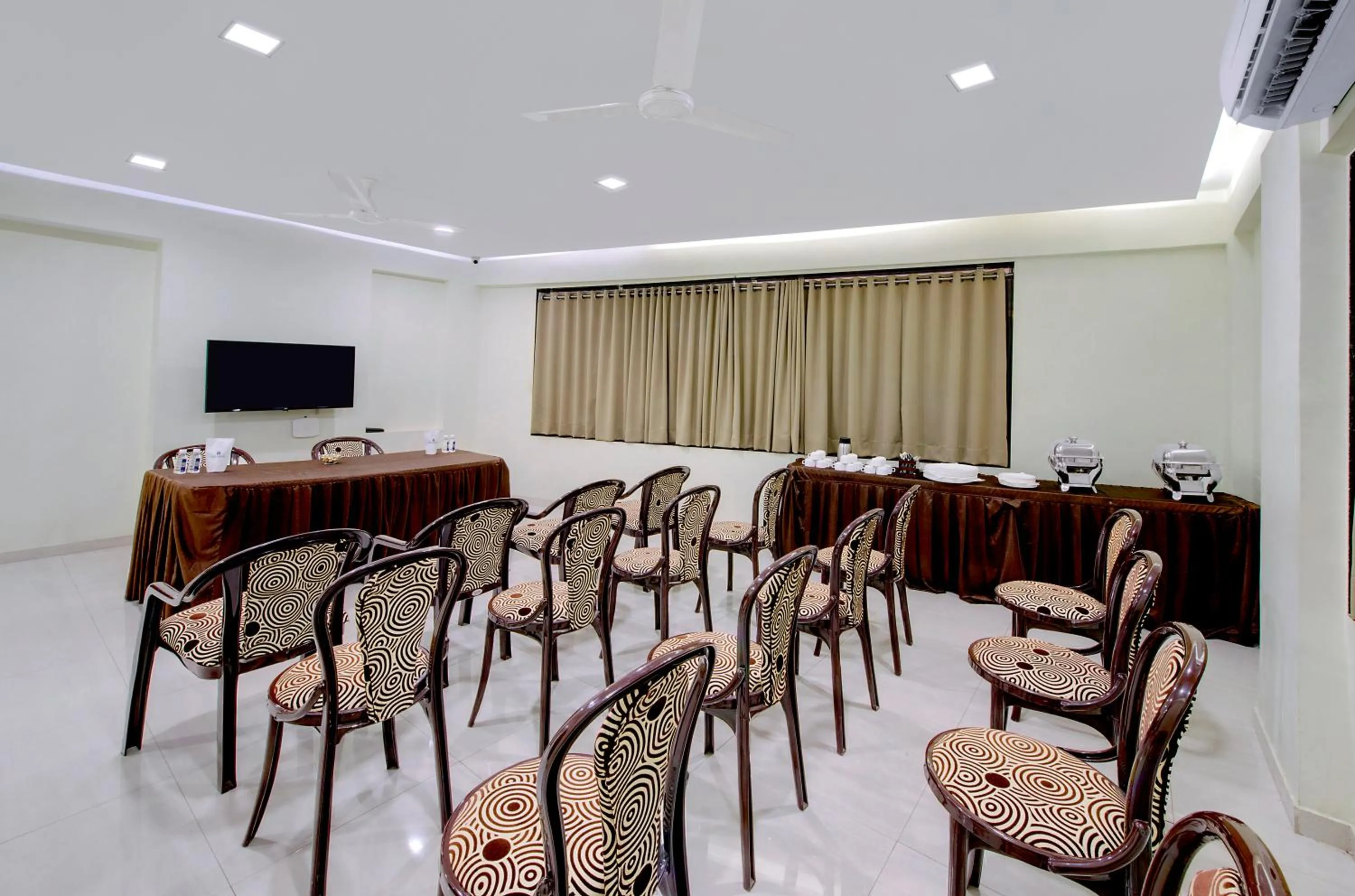 Business facilities in HOTEL SHITAL INN