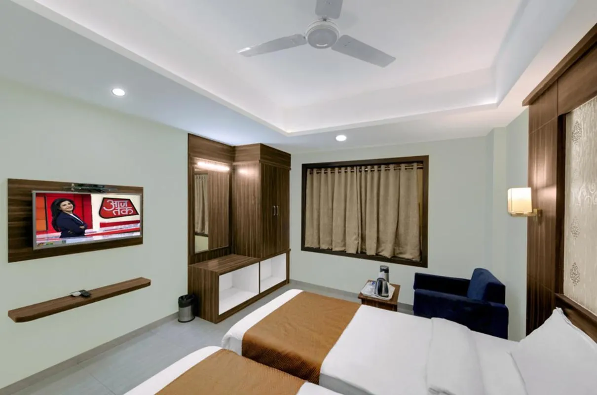 Bedroom, Bed in HOTEL SHITAL INN