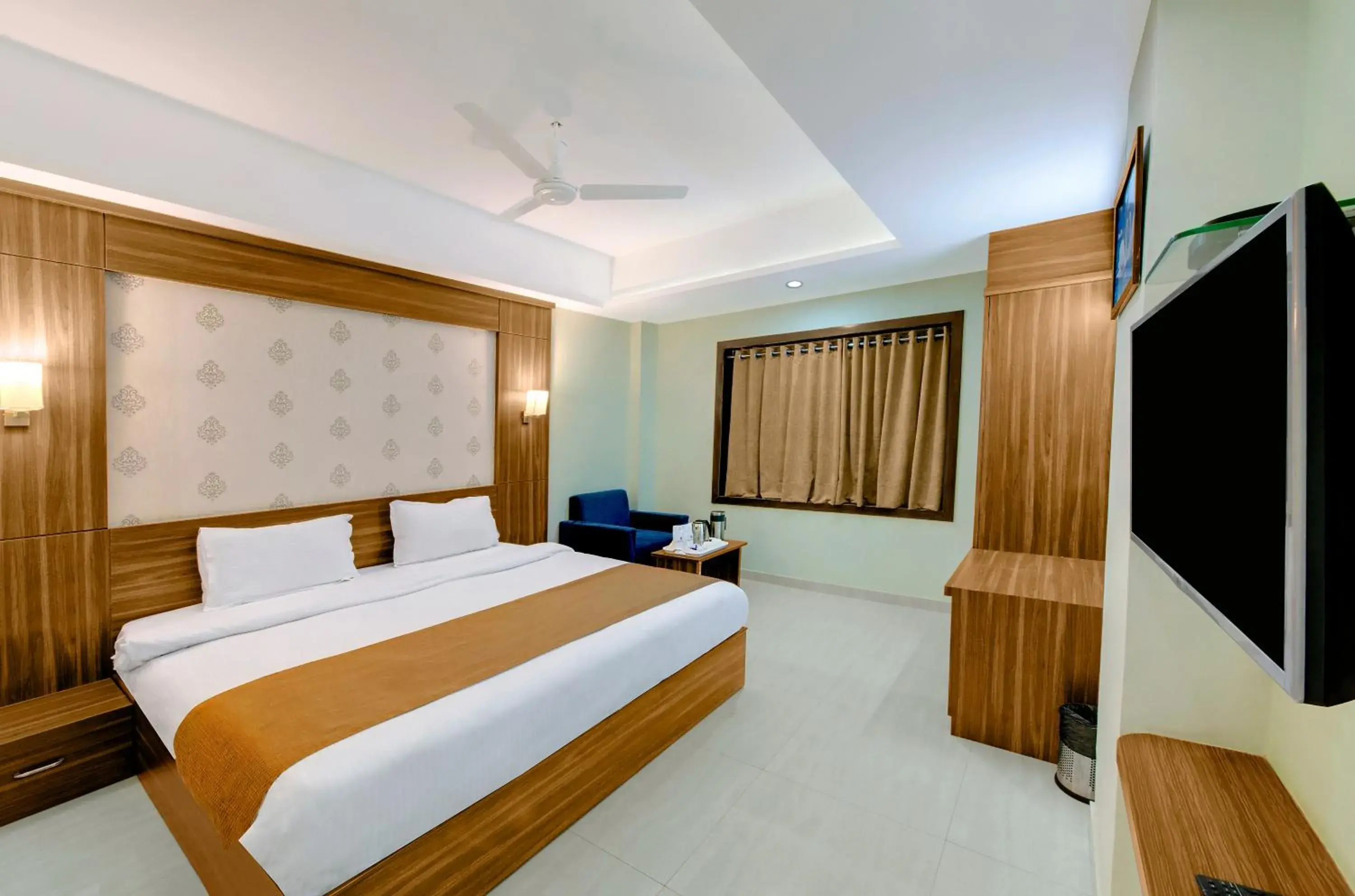 Deluxe Double Room - single occupancy in HOTEL SHITAL INN Deluxe Double Room - single occupancy in HOTEL SHITAL INN