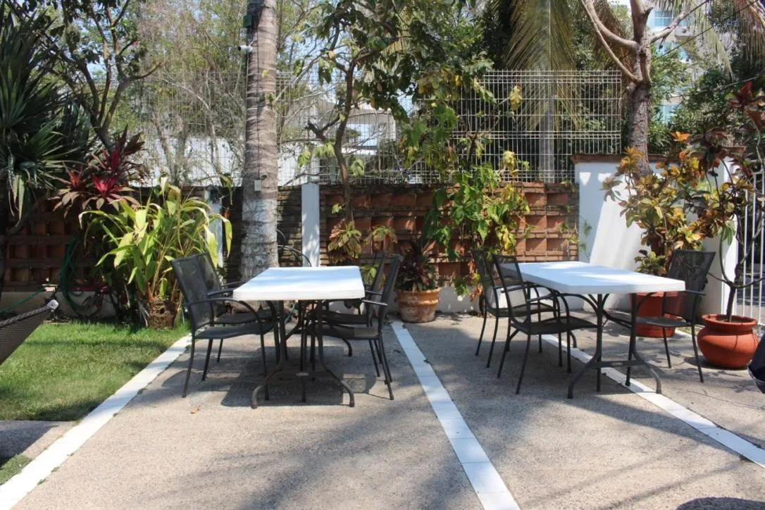 Hotel y Suites Corita