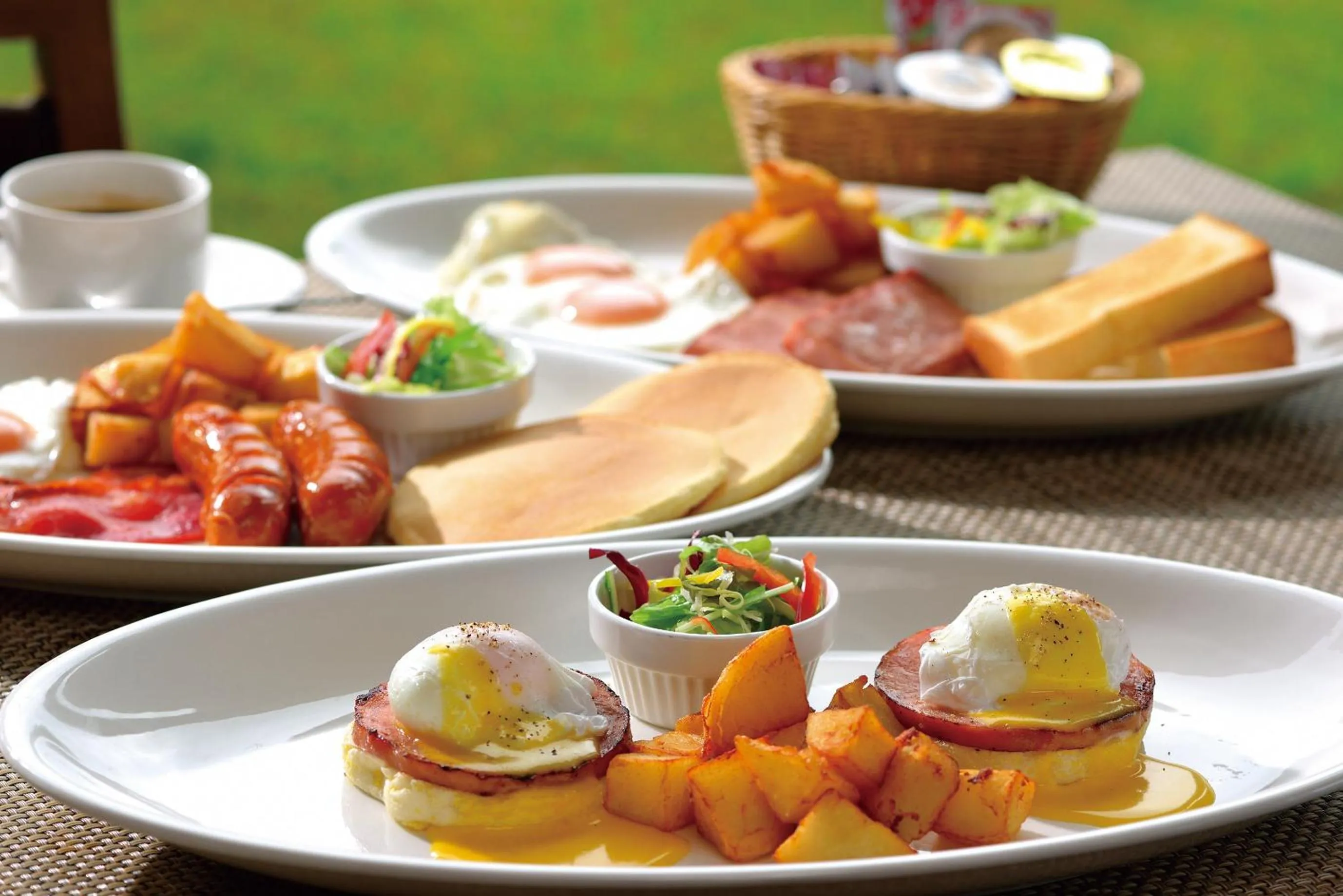 Food and drinks in Moon Ocean Ginowan Hotel & Residence