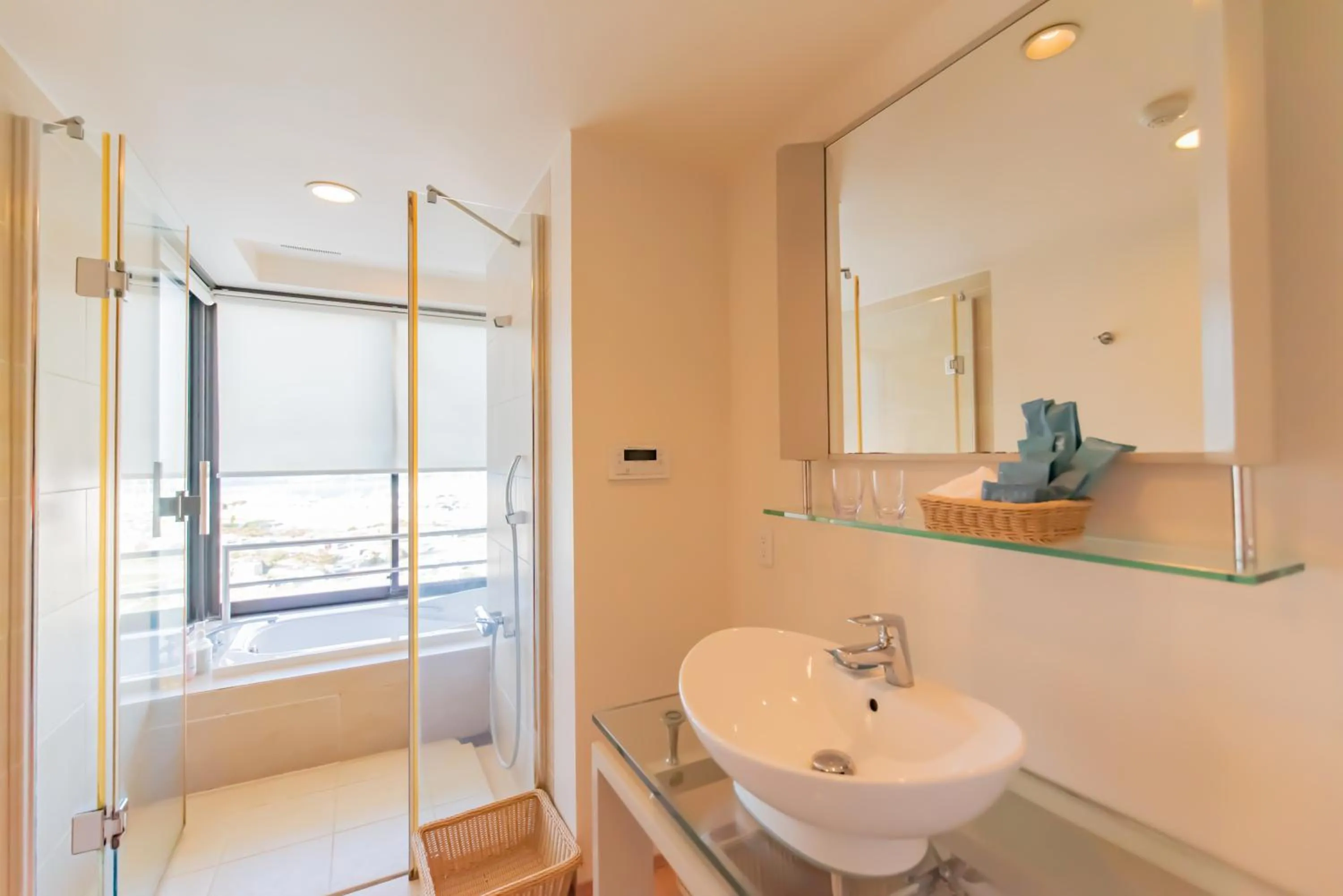 Shower in Moon Ocean Ginowan Hotel & Residence