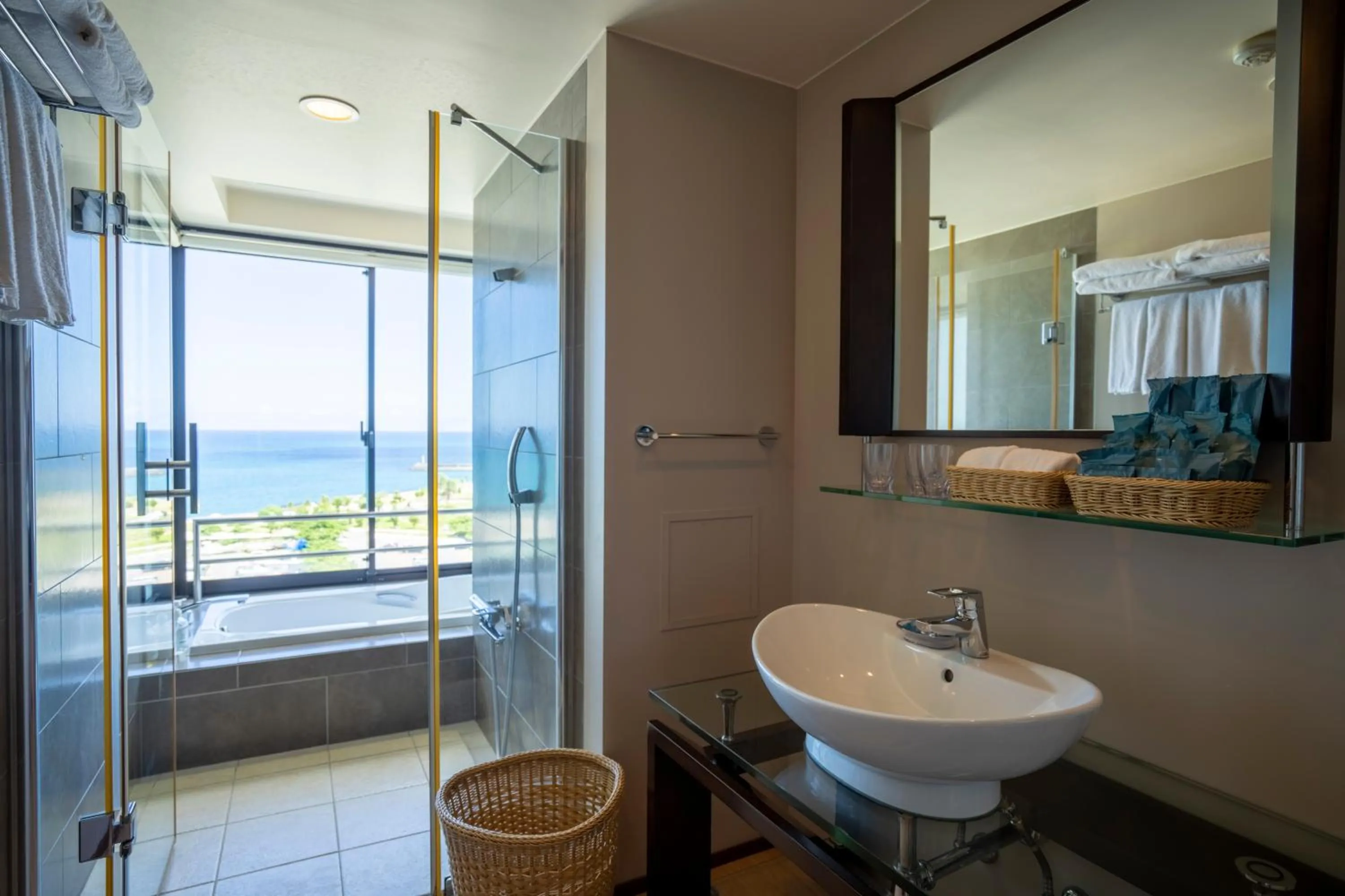 Shower in Moon Ocean Ginowan Hotel & Residence