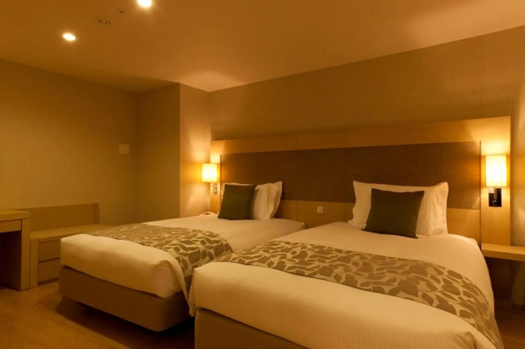 Bed in Moon Ocean Ginowan Hotel & Residence