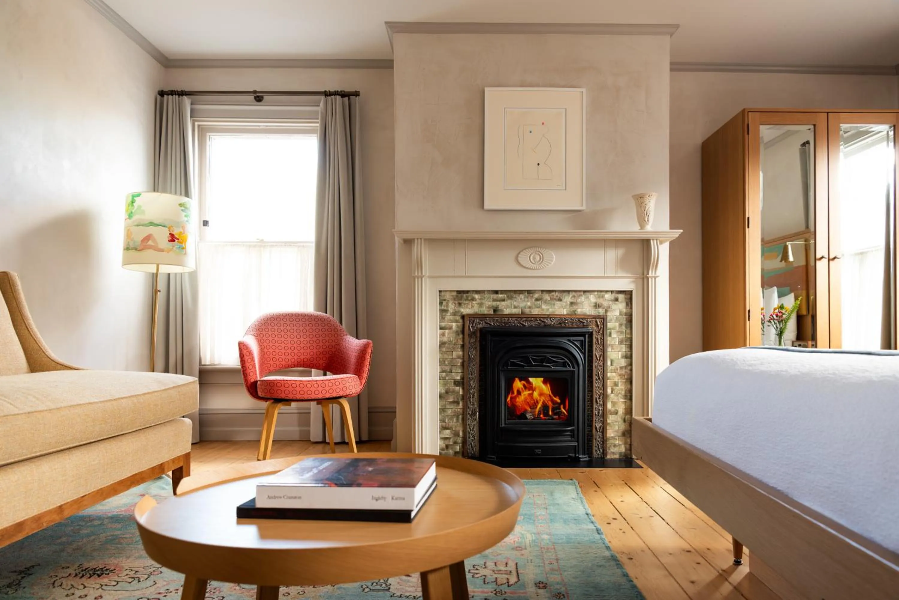 Bed in Hotel Kinsley