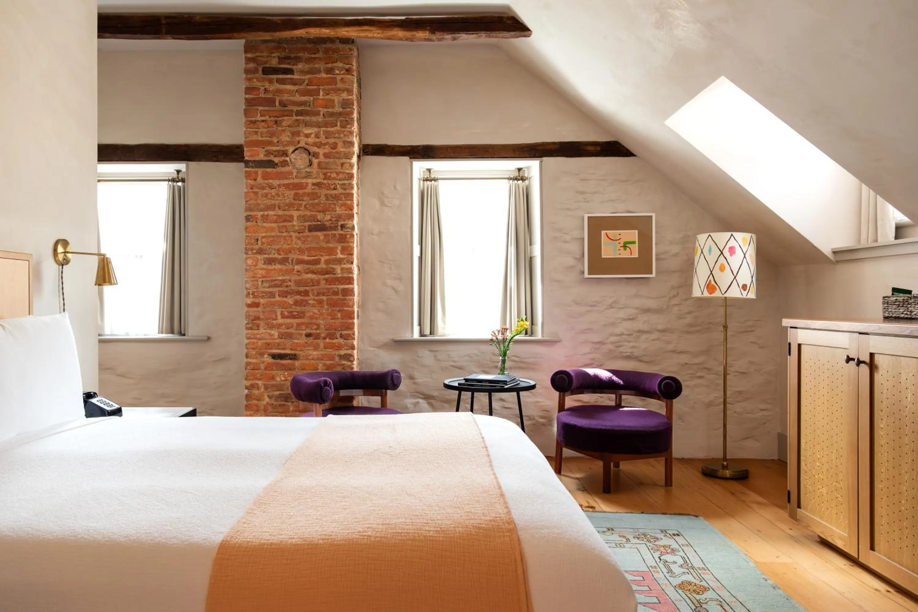 Bed in Hotel Kinsley