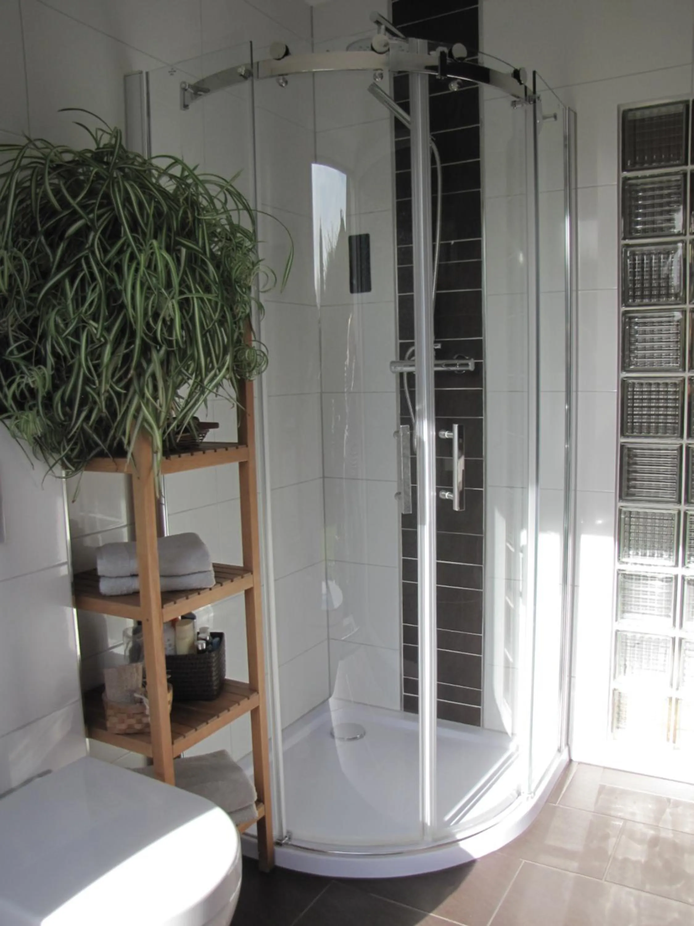Shower in CASA NOSTRA