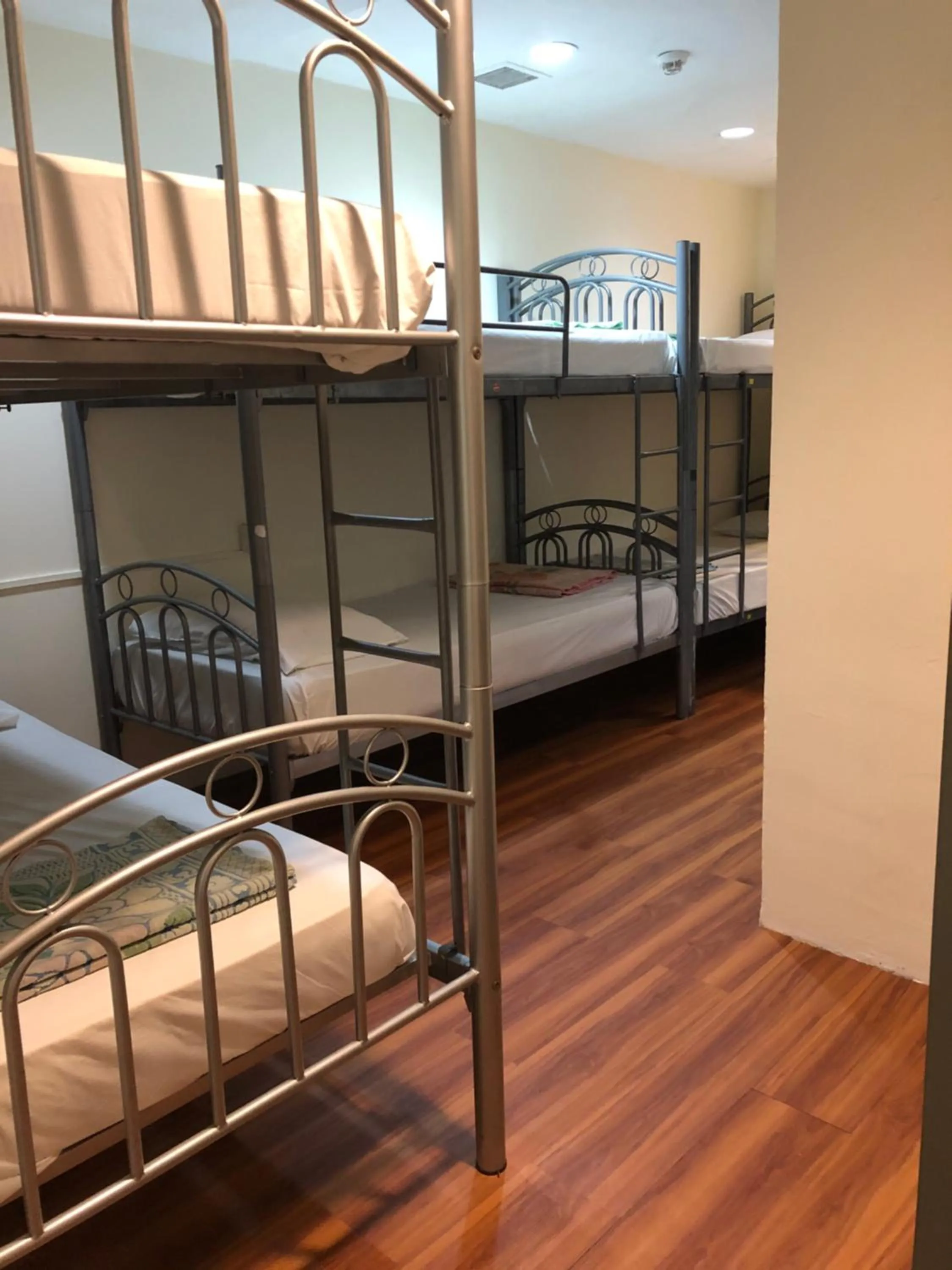 bunk bed, Bed in Snooze Inn @Dunlop Street