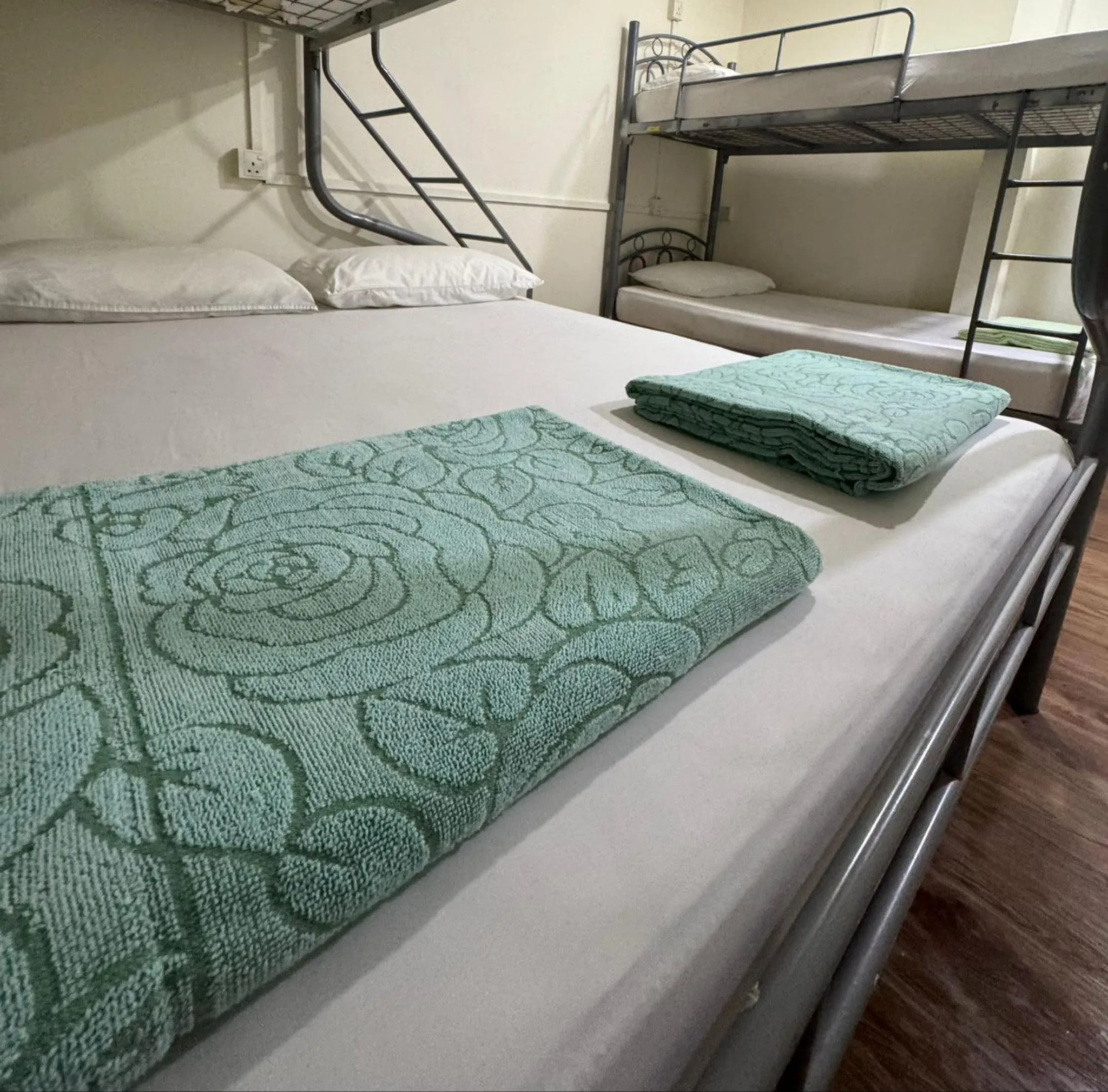 Bed in Snooze Inn @Dunlop Street