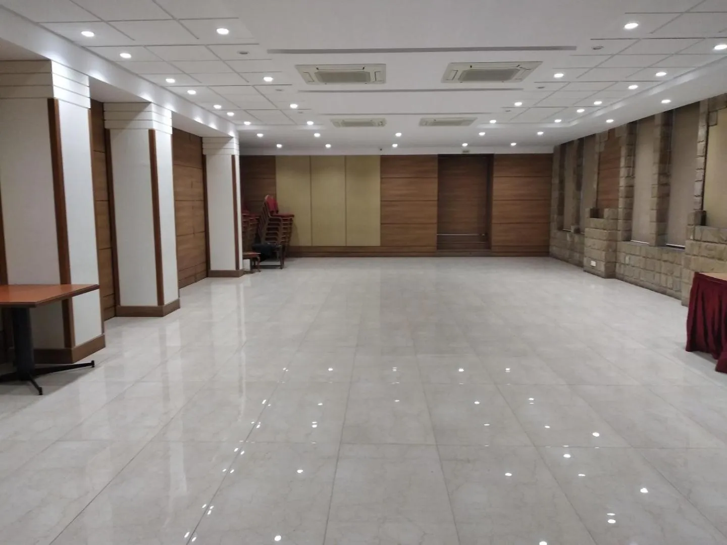 Banquet/Function facilities in Chryso Hotels Pvt Ltd