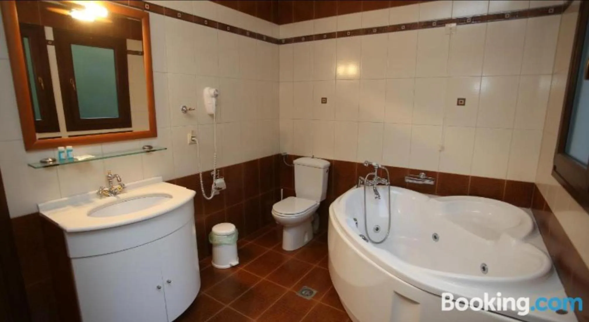 Shower in Agnanti Hotel