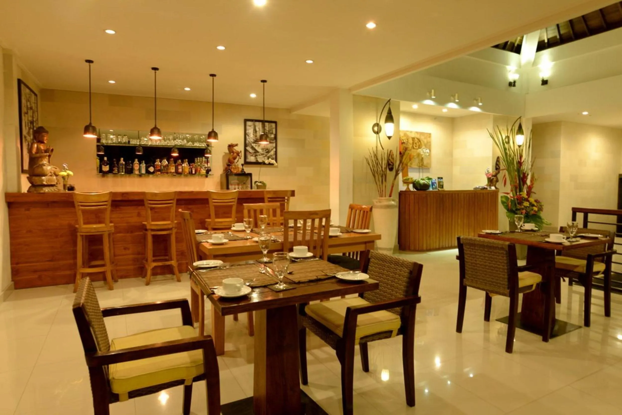 Kitchen or kitchenette in Sandi Agung Villa