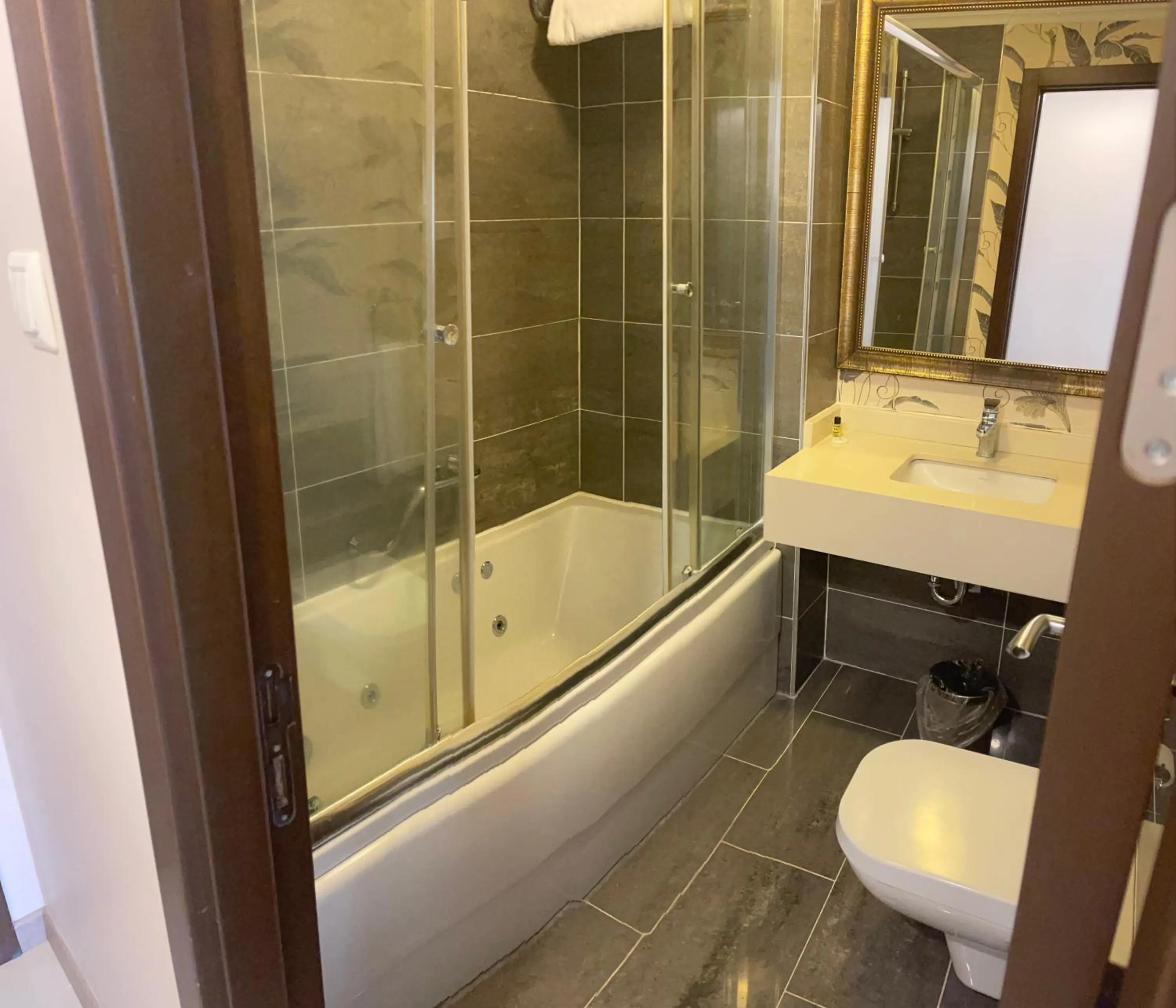 Bathroom in Termal Elit Hotel