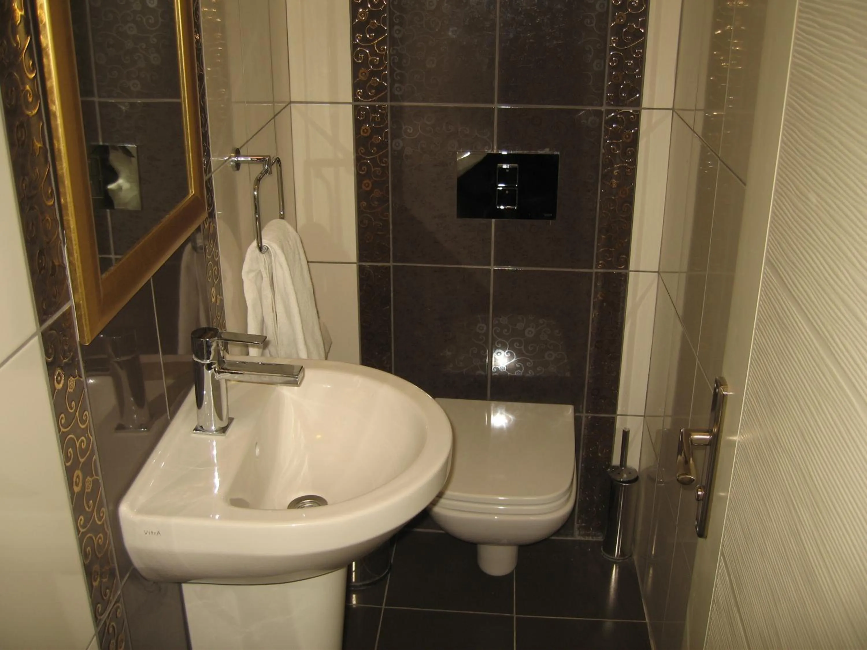 Bathroom in Termal Elit Hotel