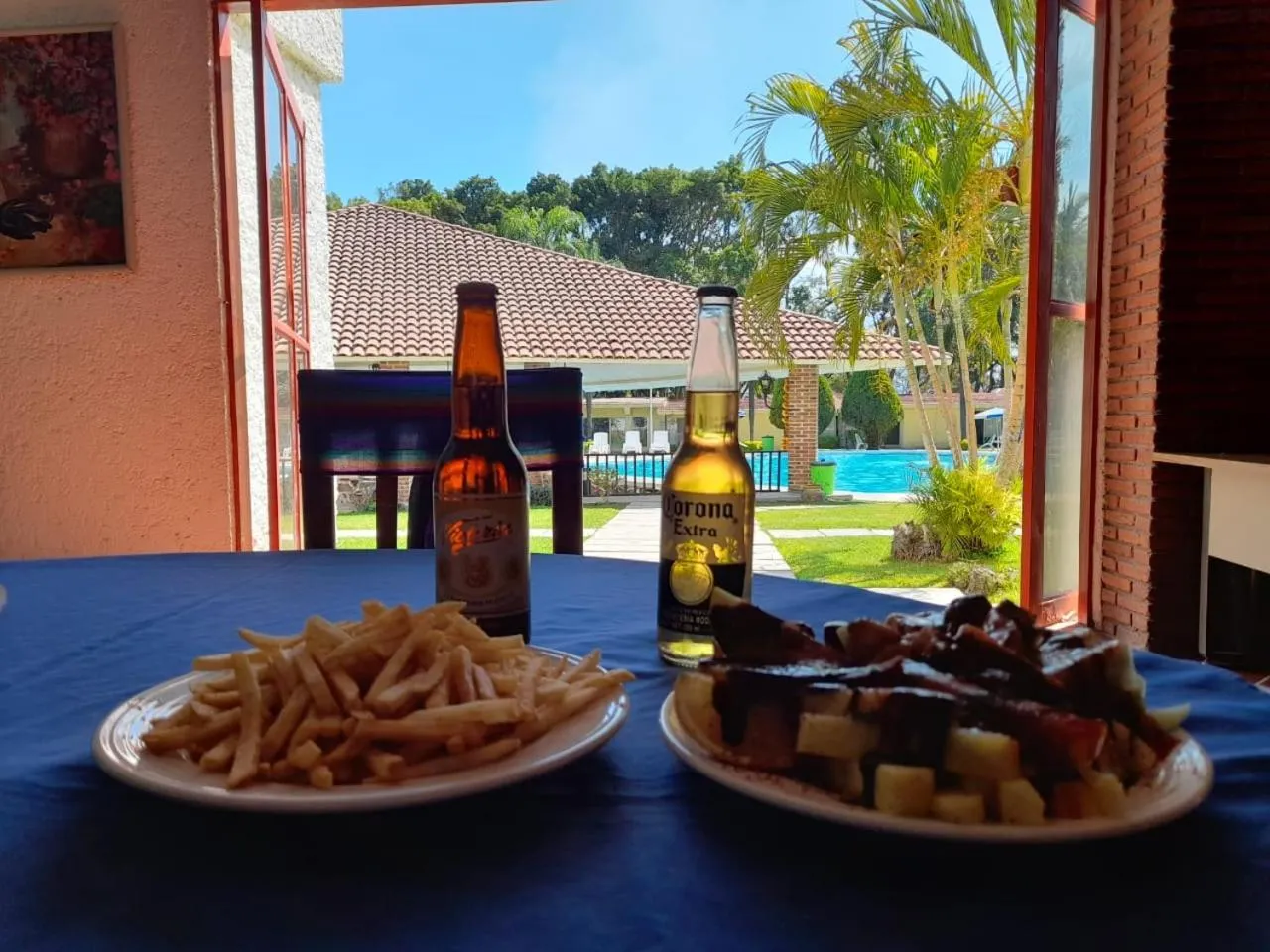 Property building in Hotel Teques Palace