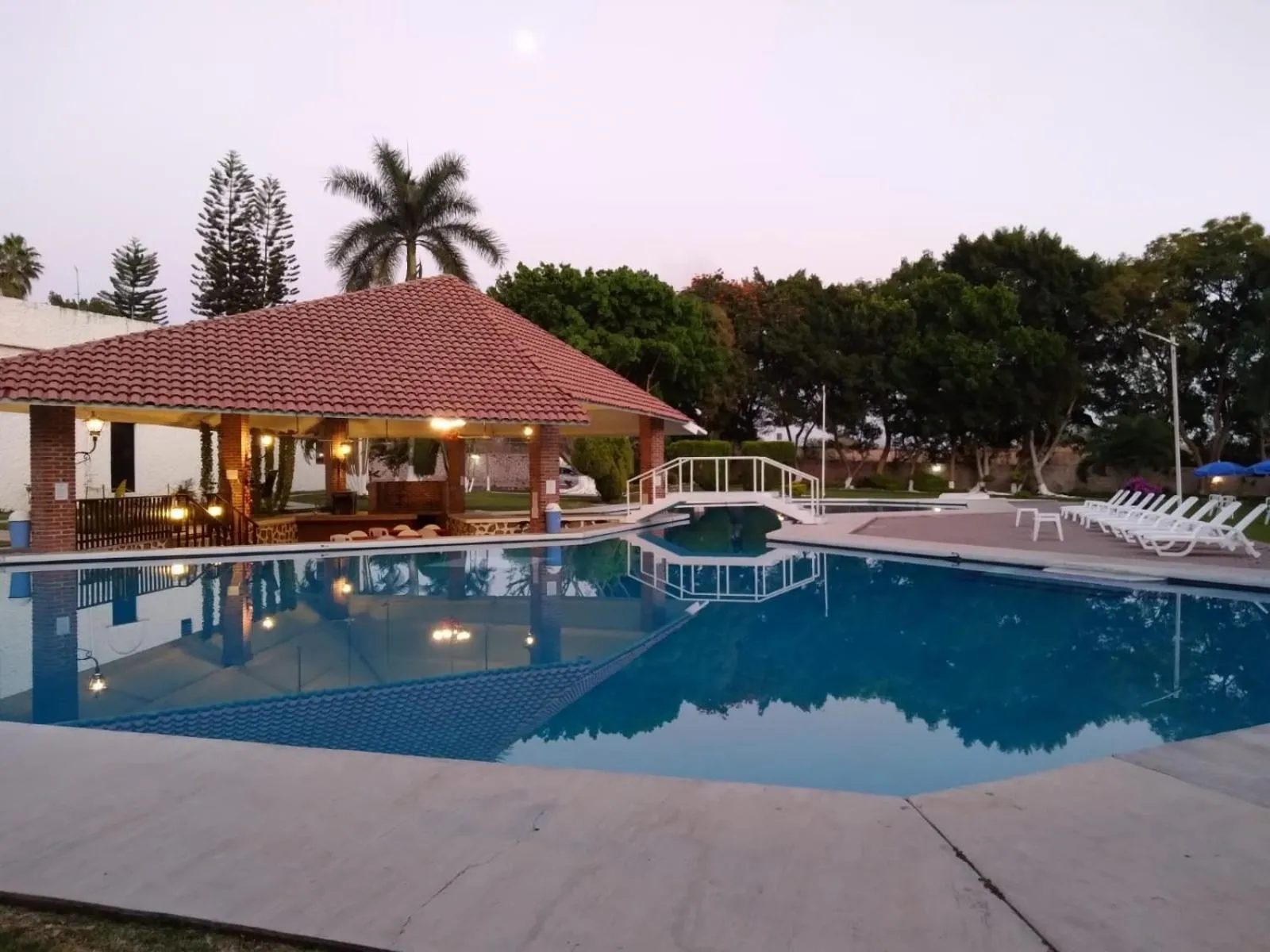 Property building in Hotel Teques Palace