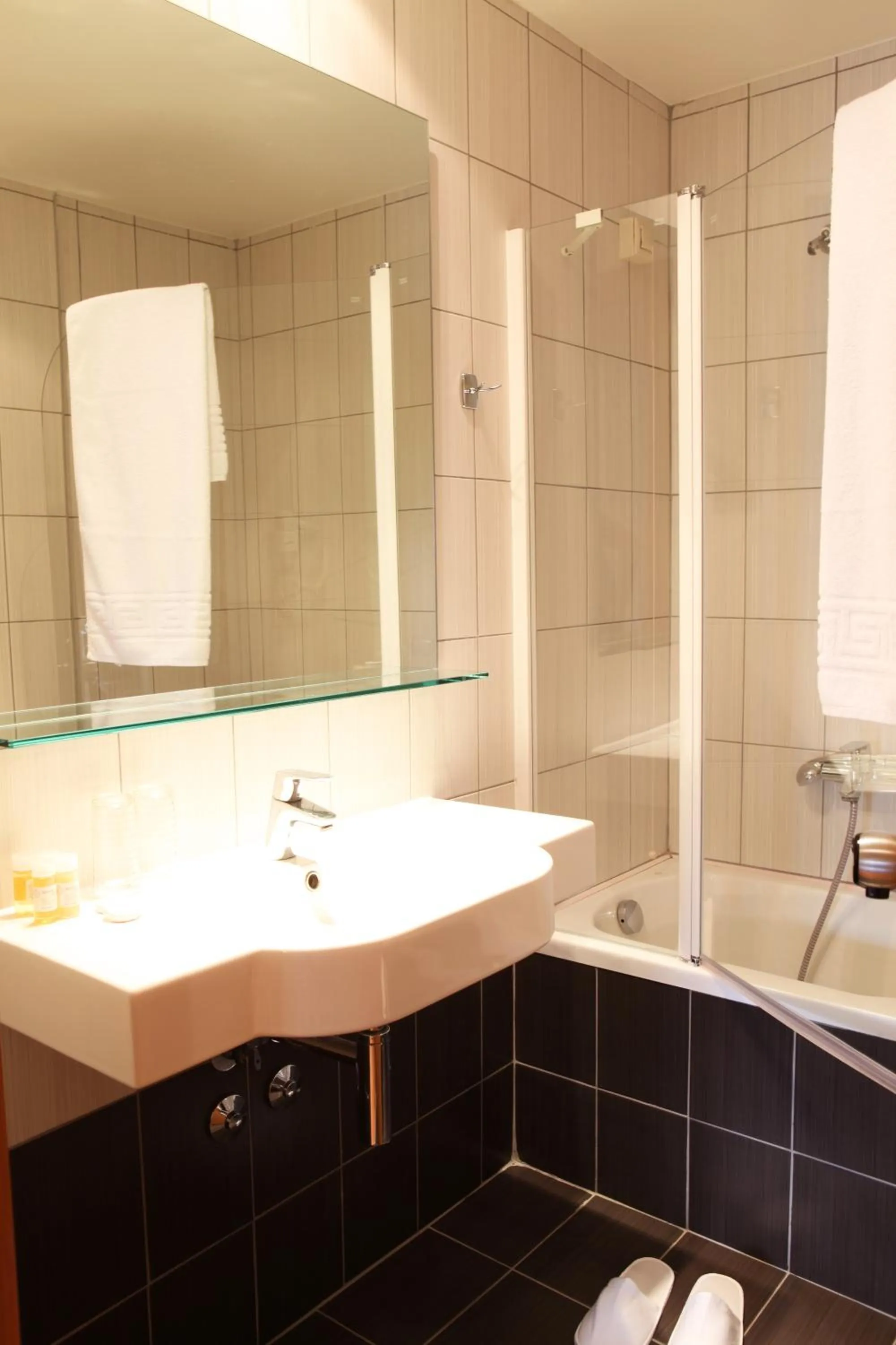 Bathroom in Hotel Alfa