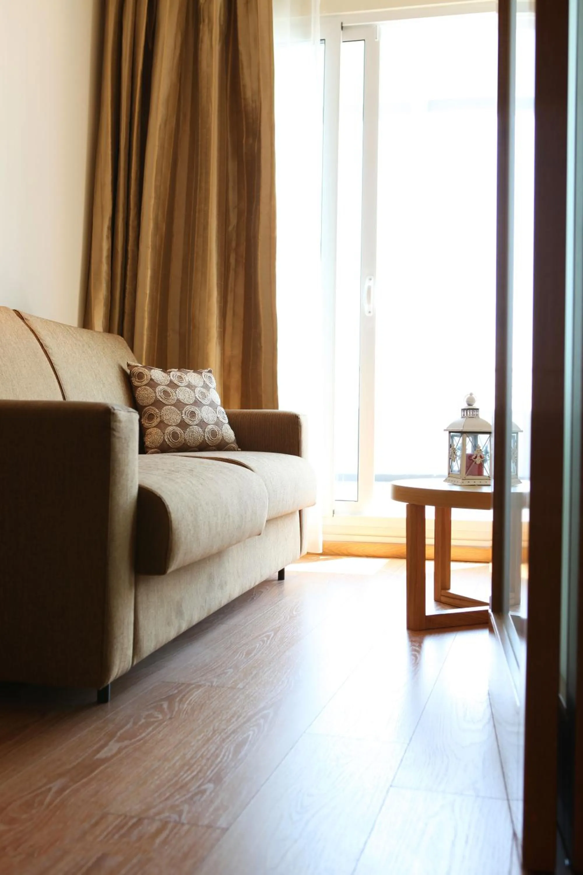 Seating area in Hotel Alfa