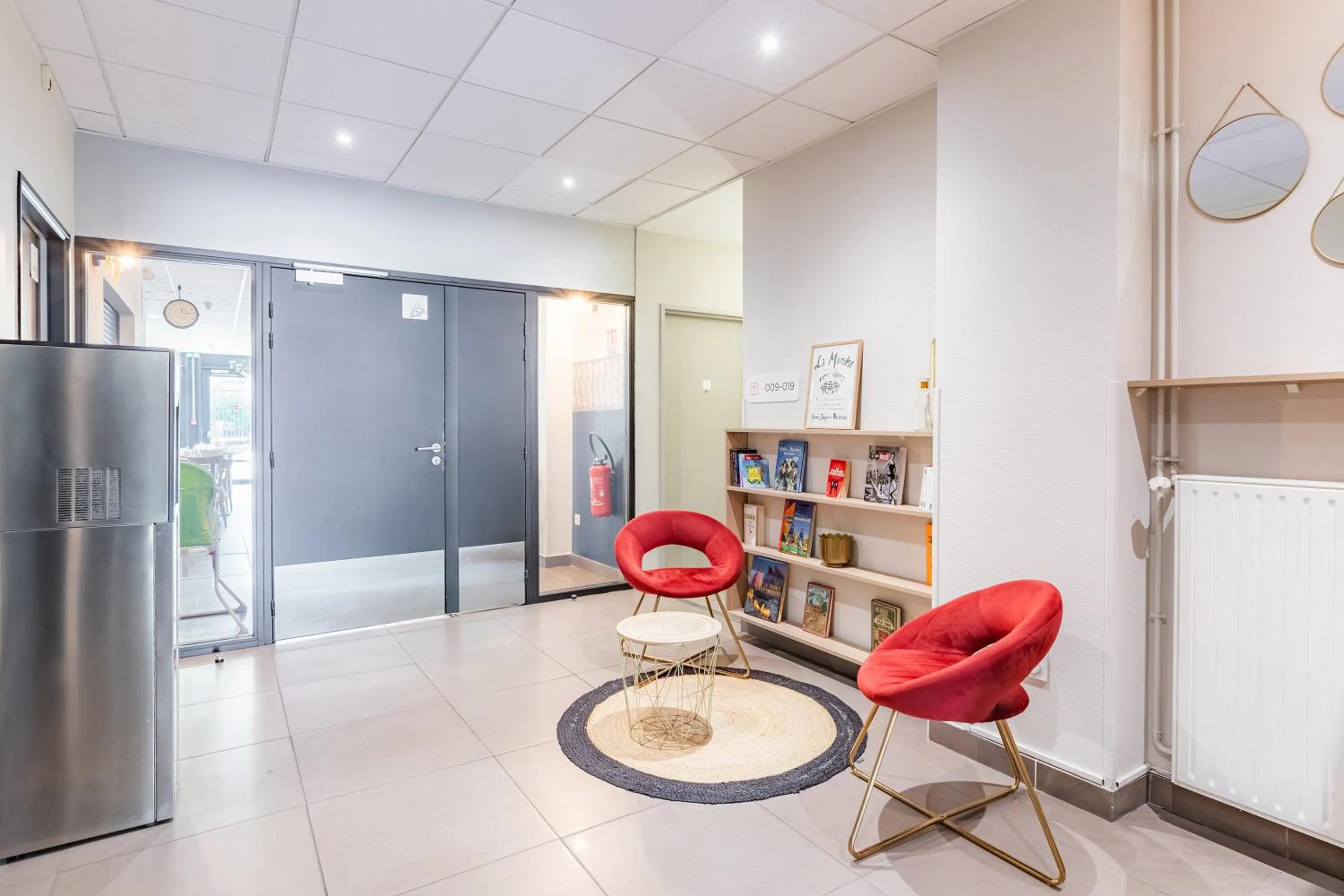 Lobby or reception in Appart'City Confort Orléans