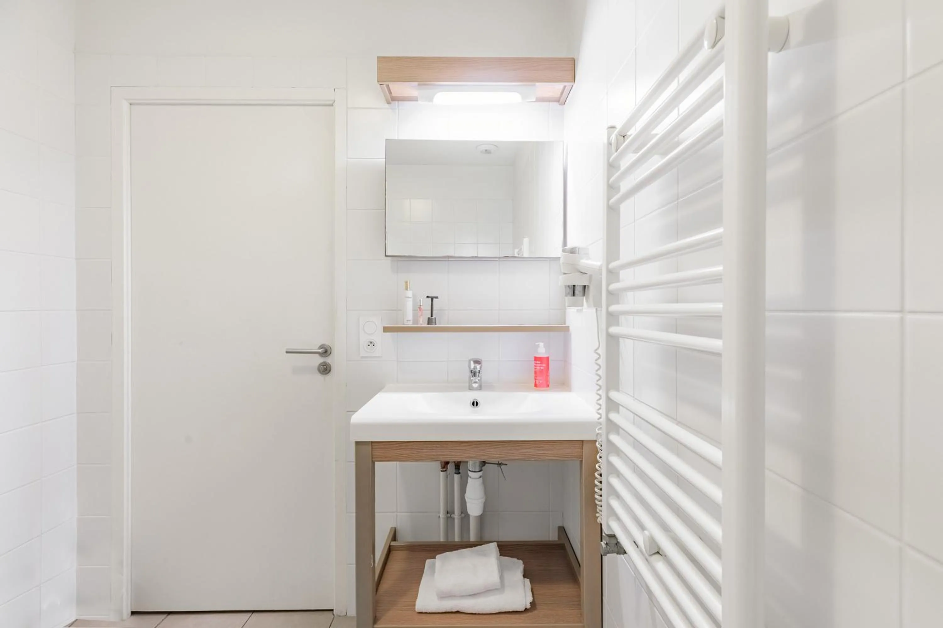 Bathroom in Appart'City Confort Orléans