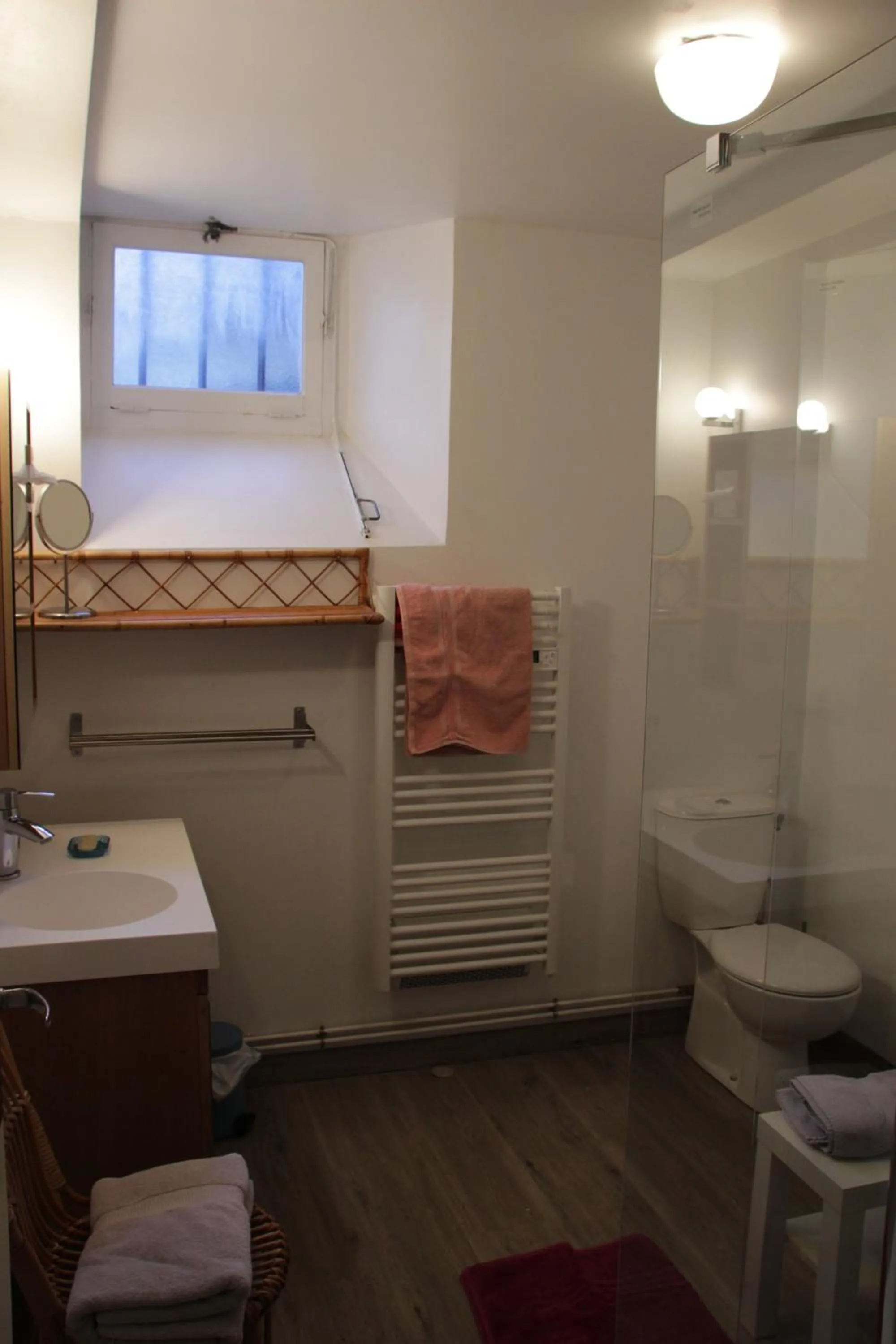 Bathroom in La Maison de Jeanne