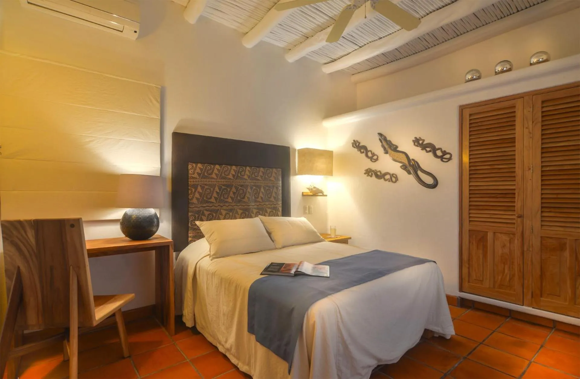 Bedroom, Bed in Mi Otra Casa