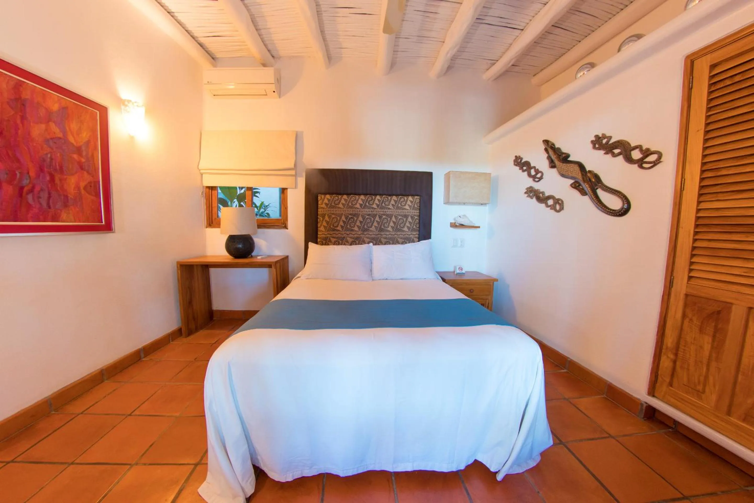 Bedroom, Bed in Mi Otra Casa