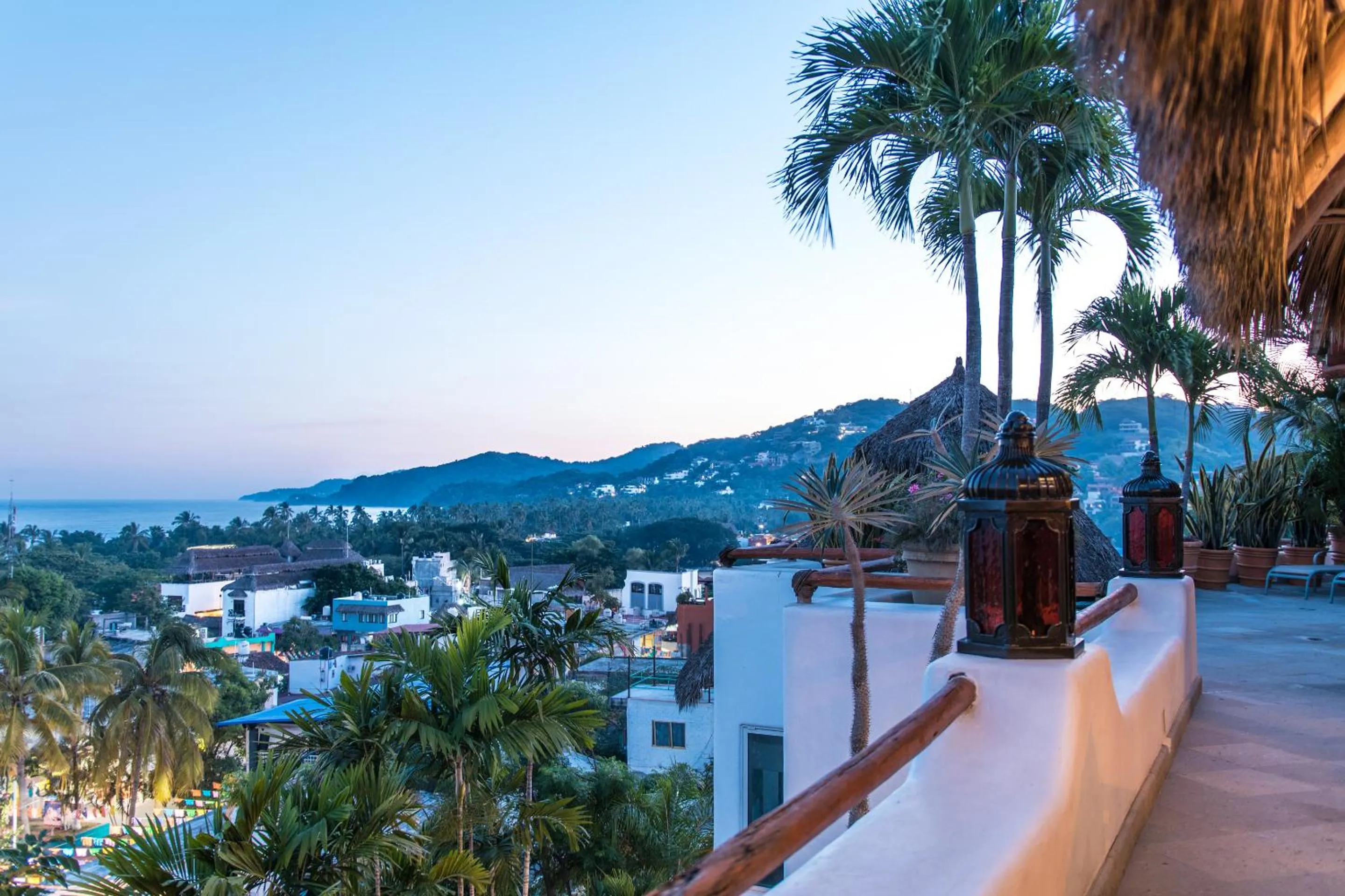 Balcony/Terrace in Mi Otra Casa