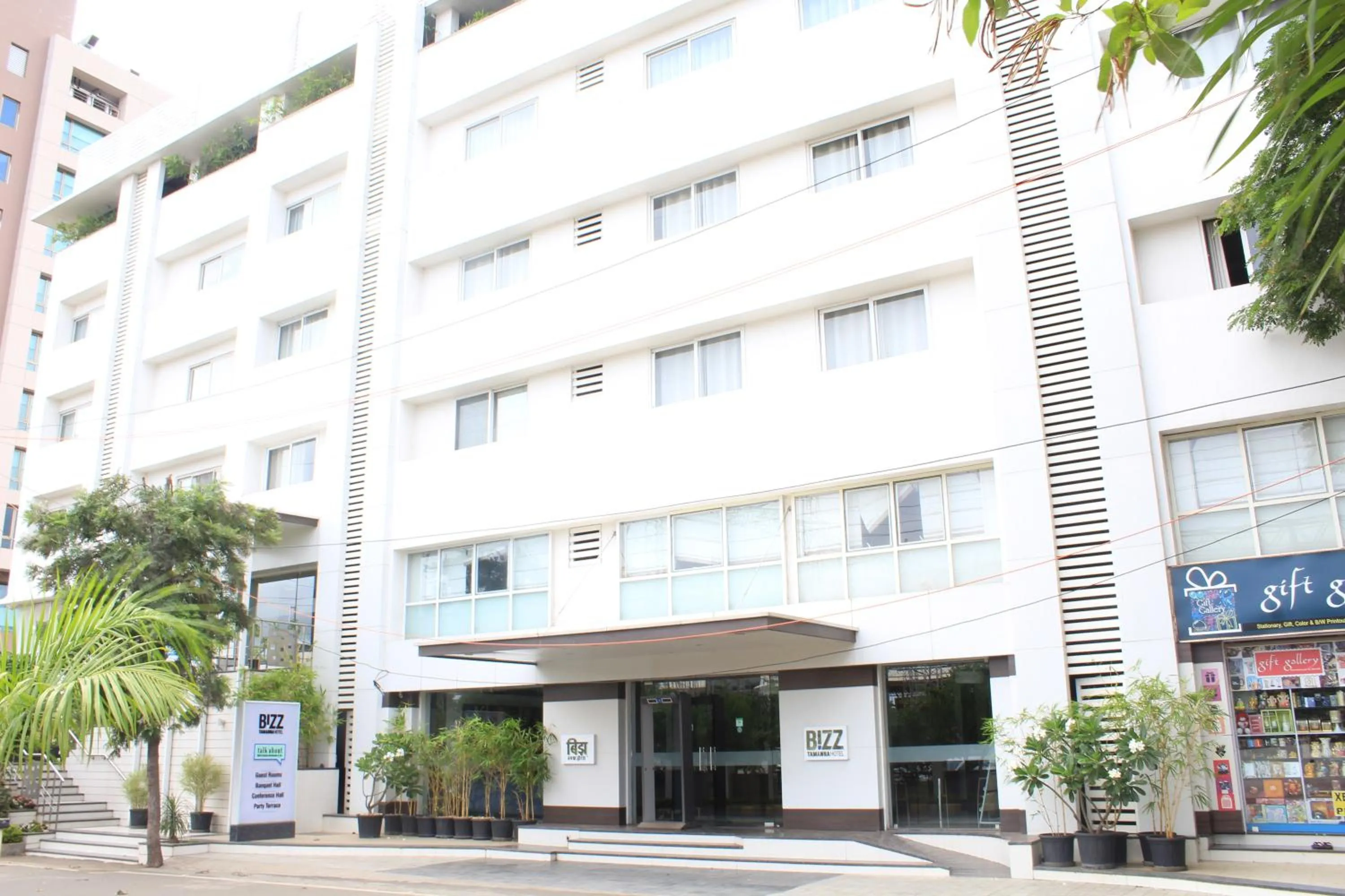 Property Building in BIZZ Tamanna Hotel