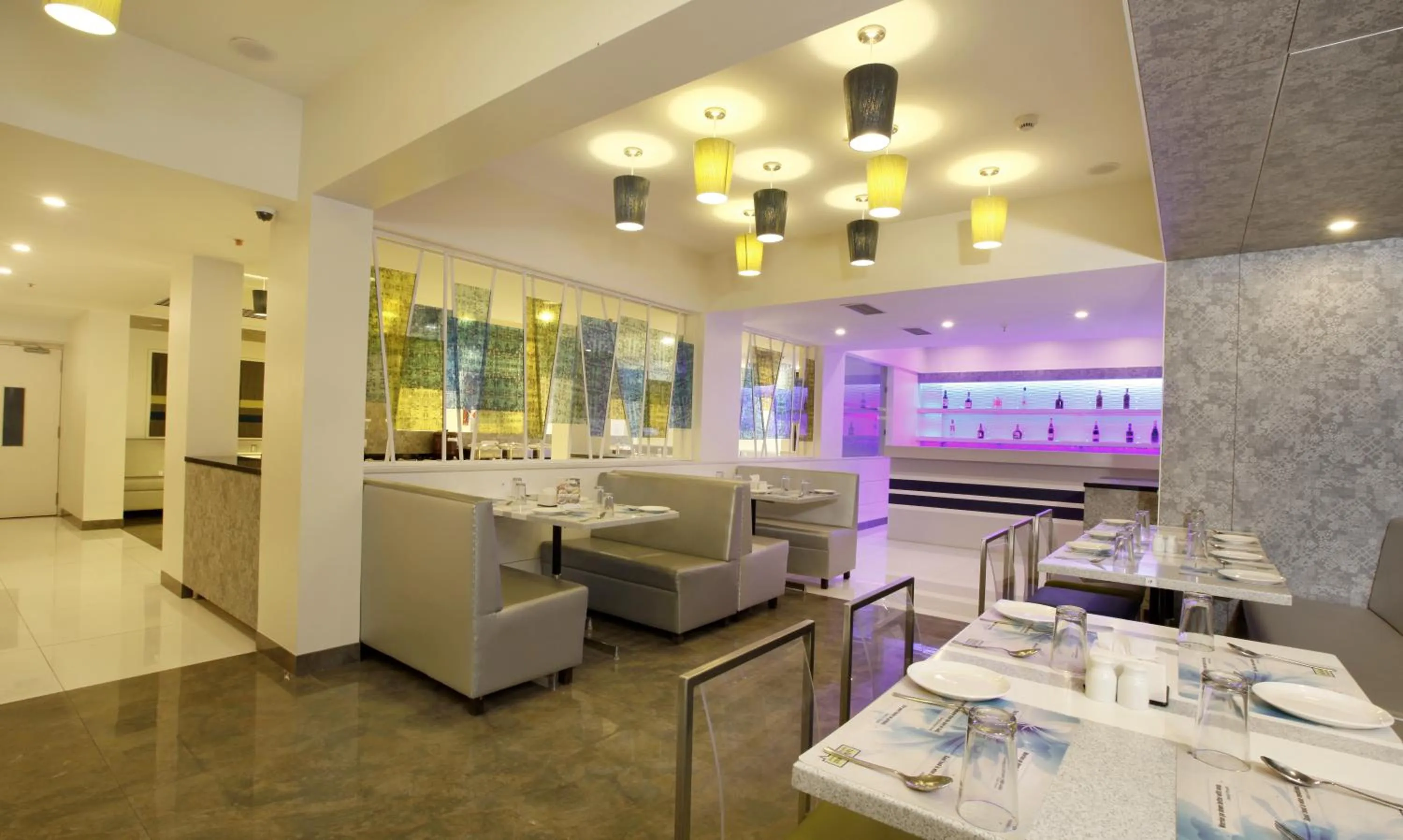 Restaurant/Places to Eat in BIZZ Tamanna Hotel